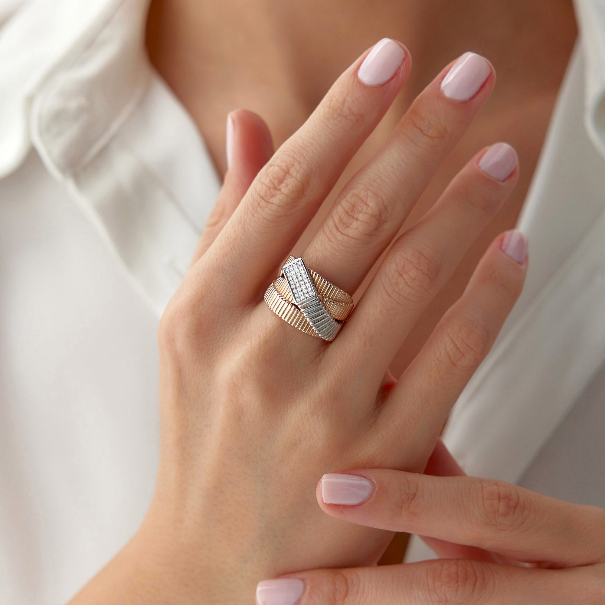 Çift Renkli Çapraz Yüzük / Two Tone Crossover