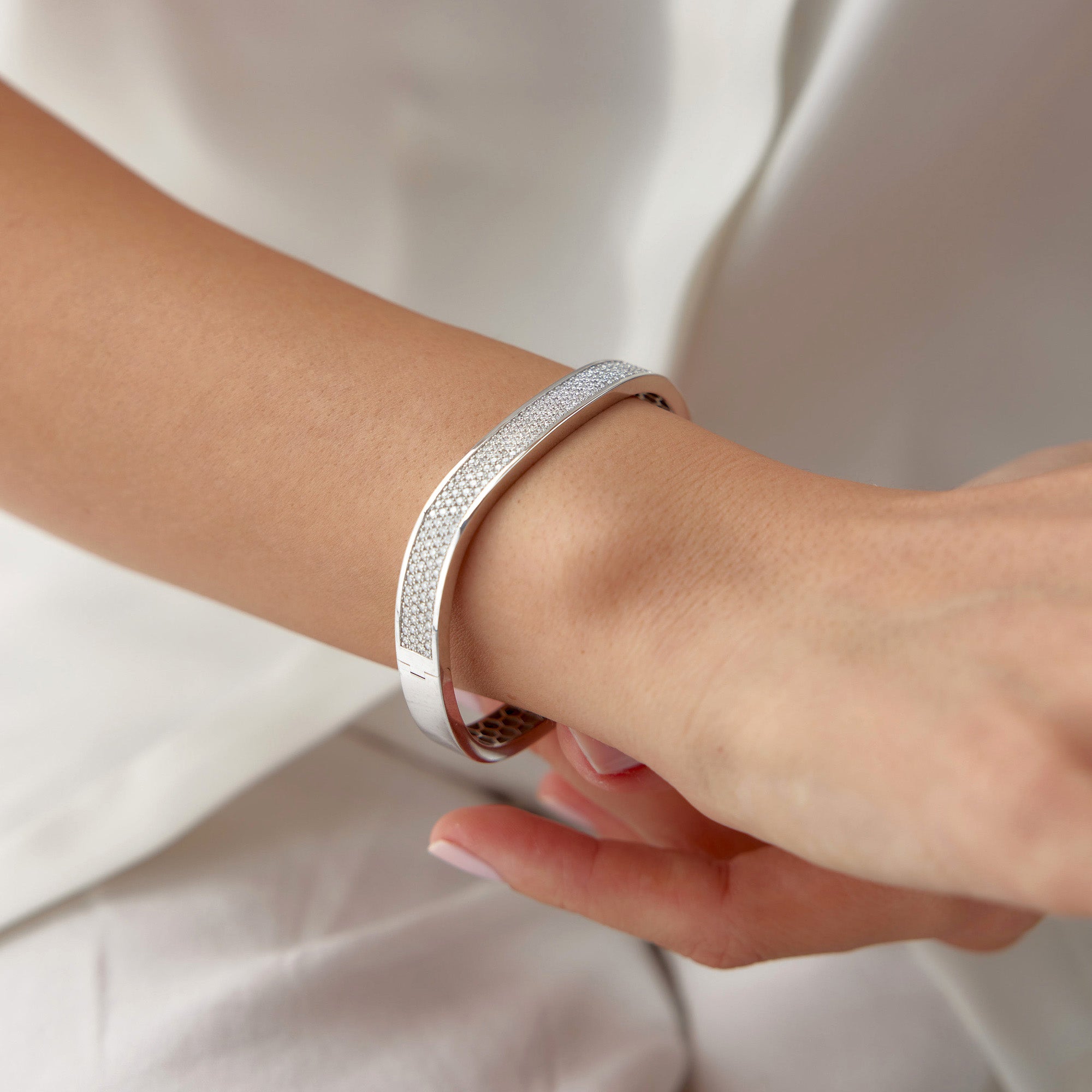 Modern Pave Pırlanta Bilezik