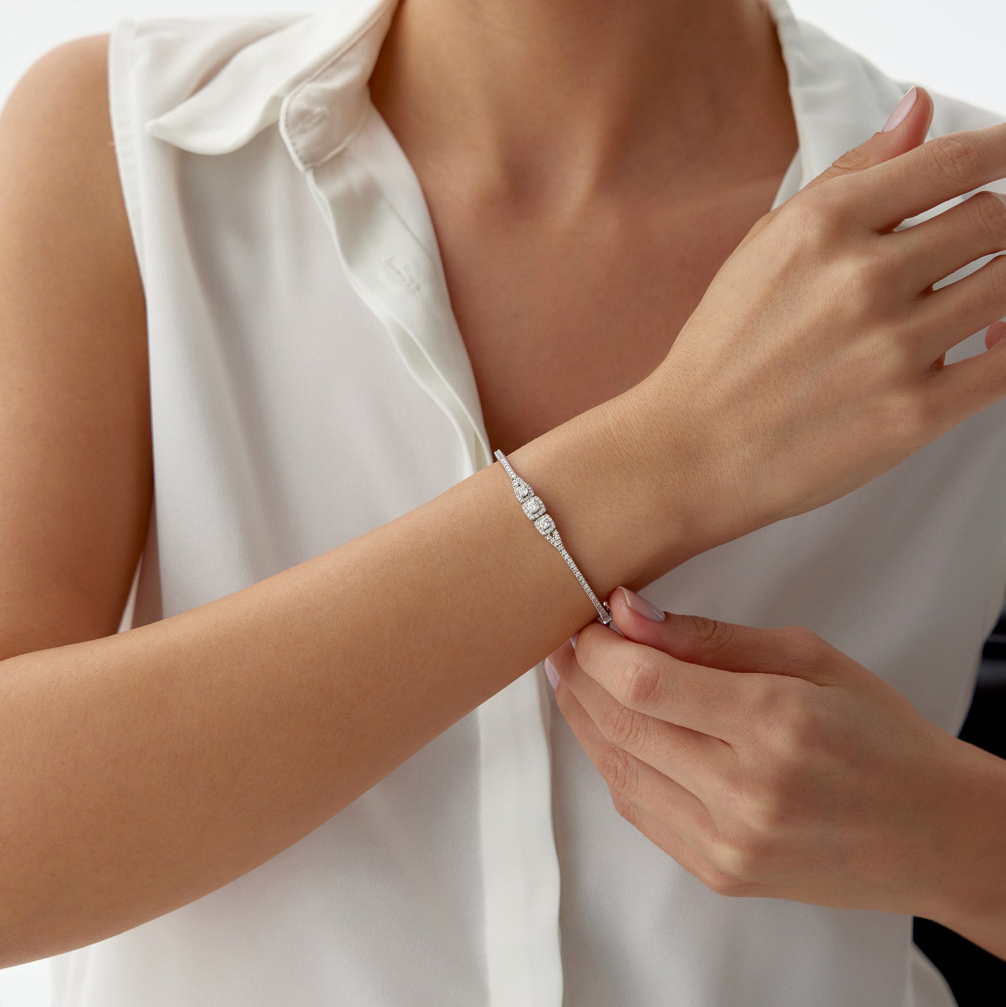 Pırlanta Üçtaş Bilezik / Triple Diamond Bangle