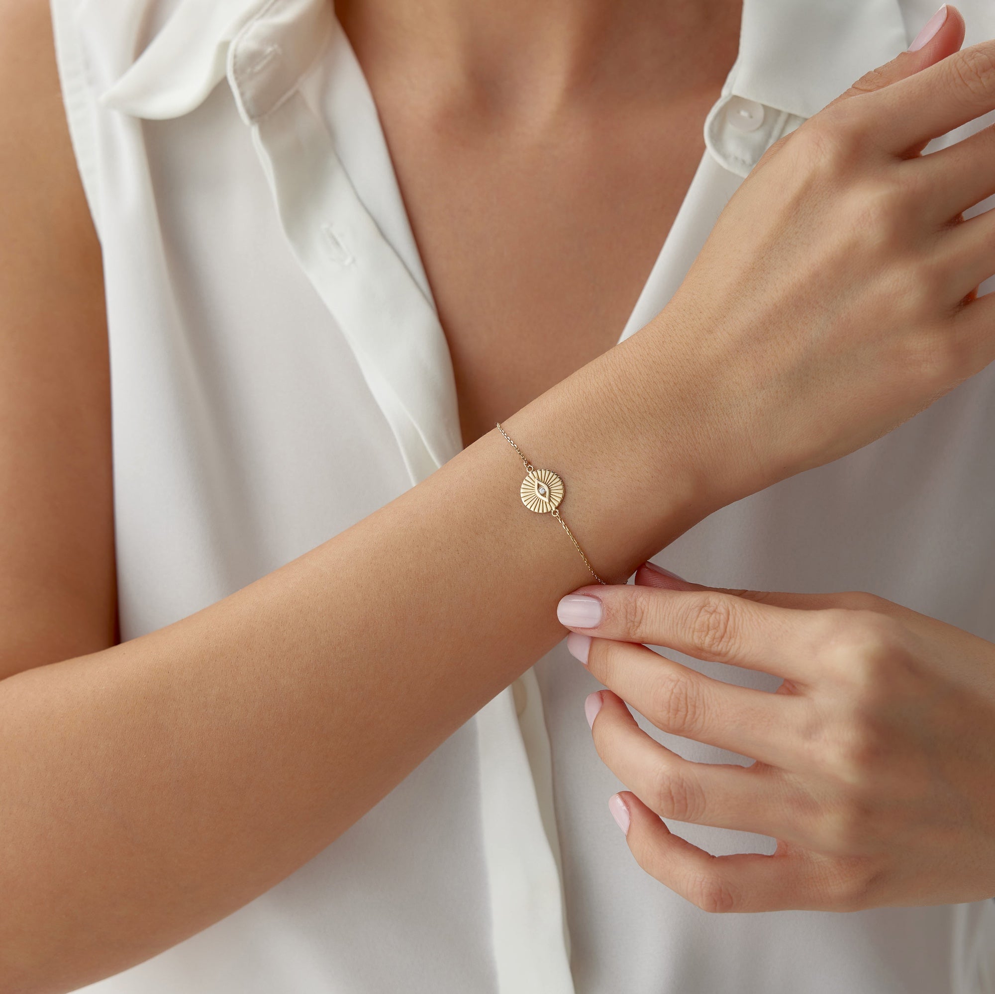 Mini Pırlanta Göz Bileklik