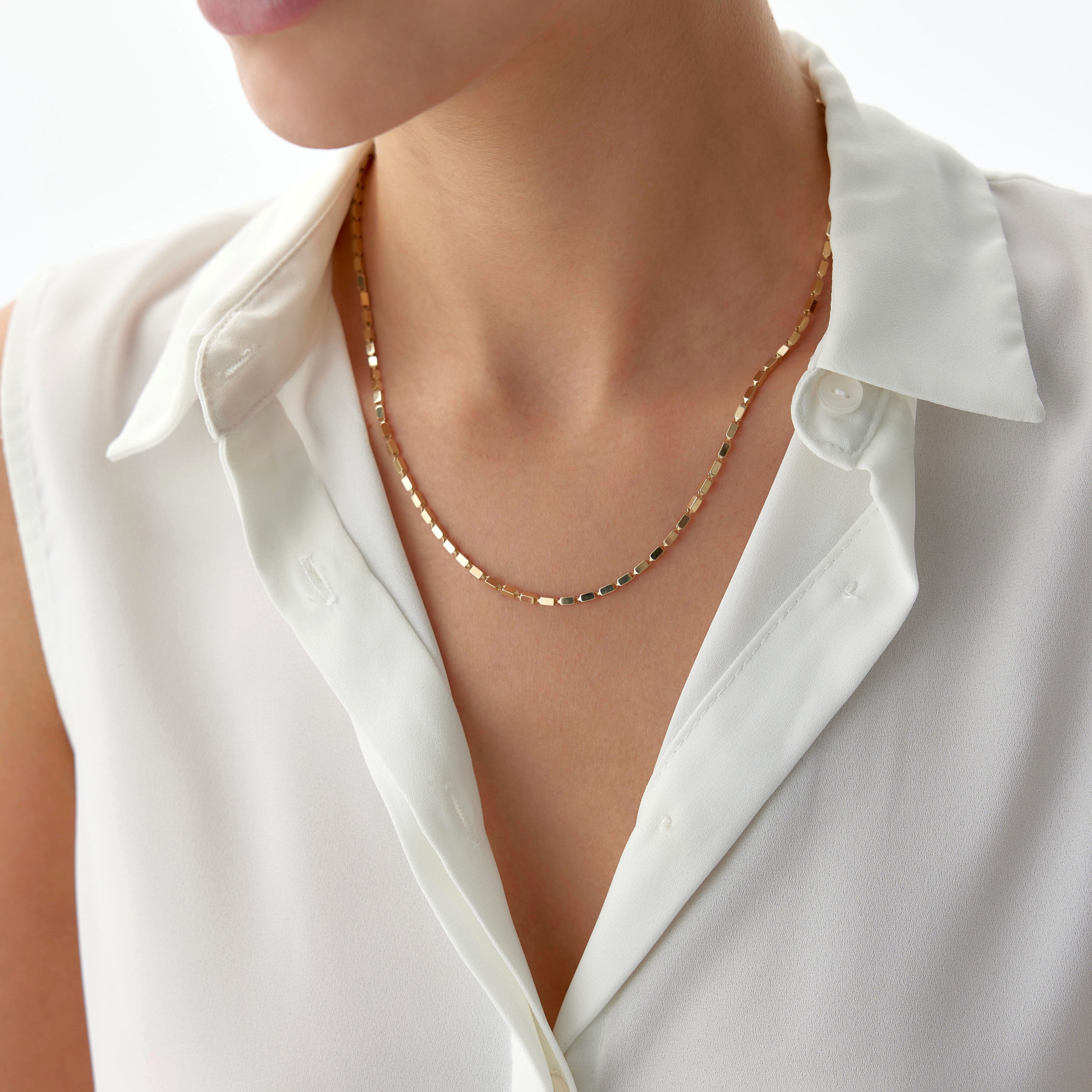 Dikdörtgen Parıltılı Zincir Kolye