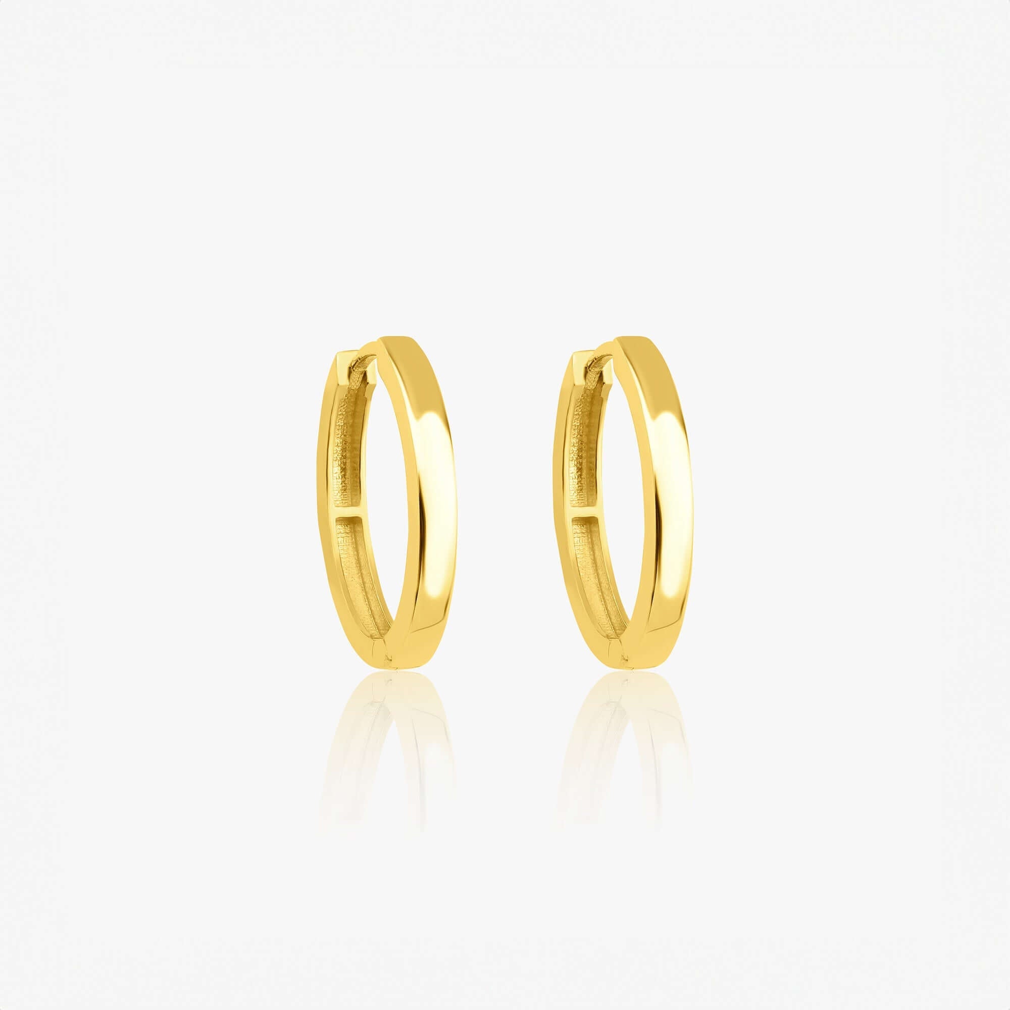 Oval Altın Halka Küpe