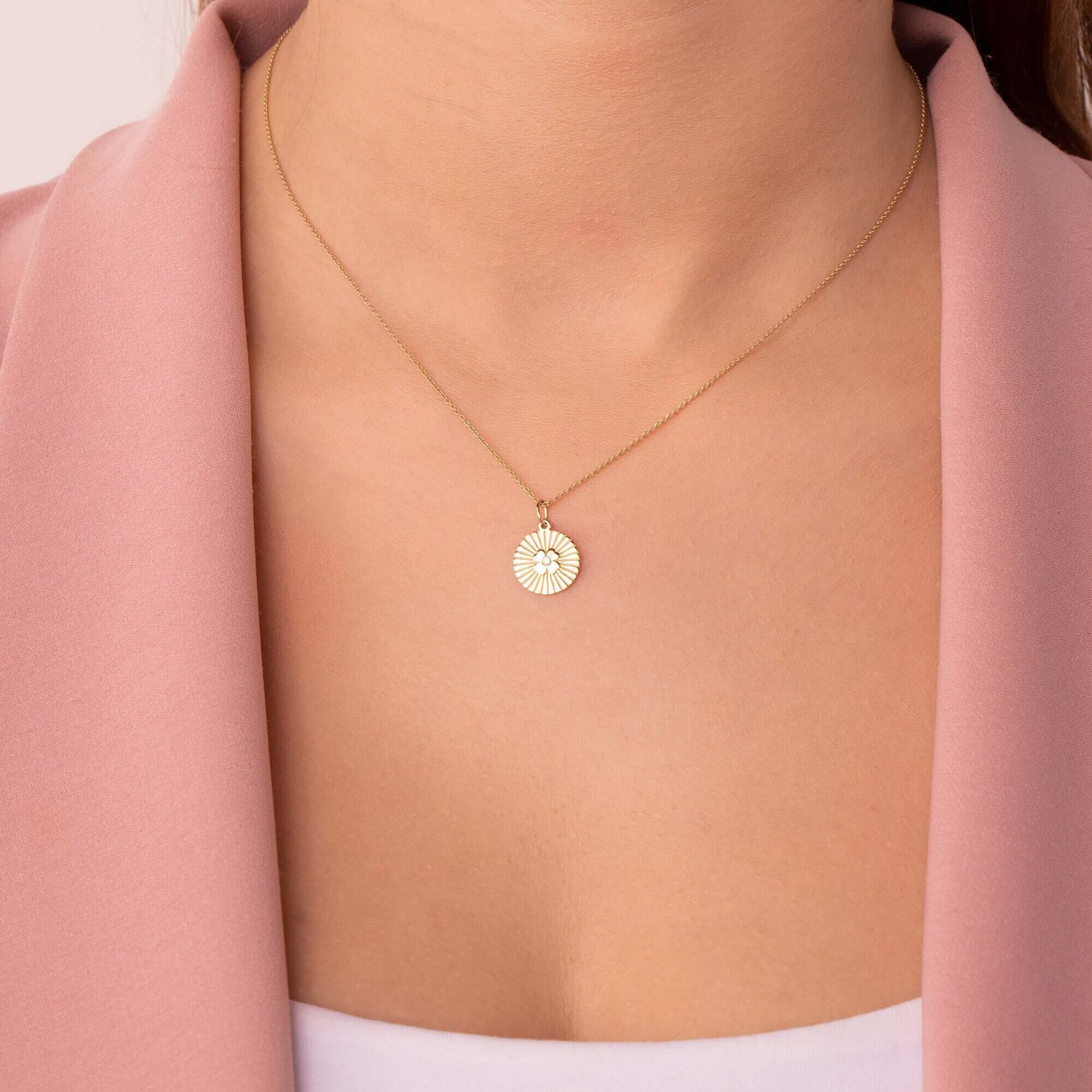 Minimal Pırlanta Yonca Kolye Ucu