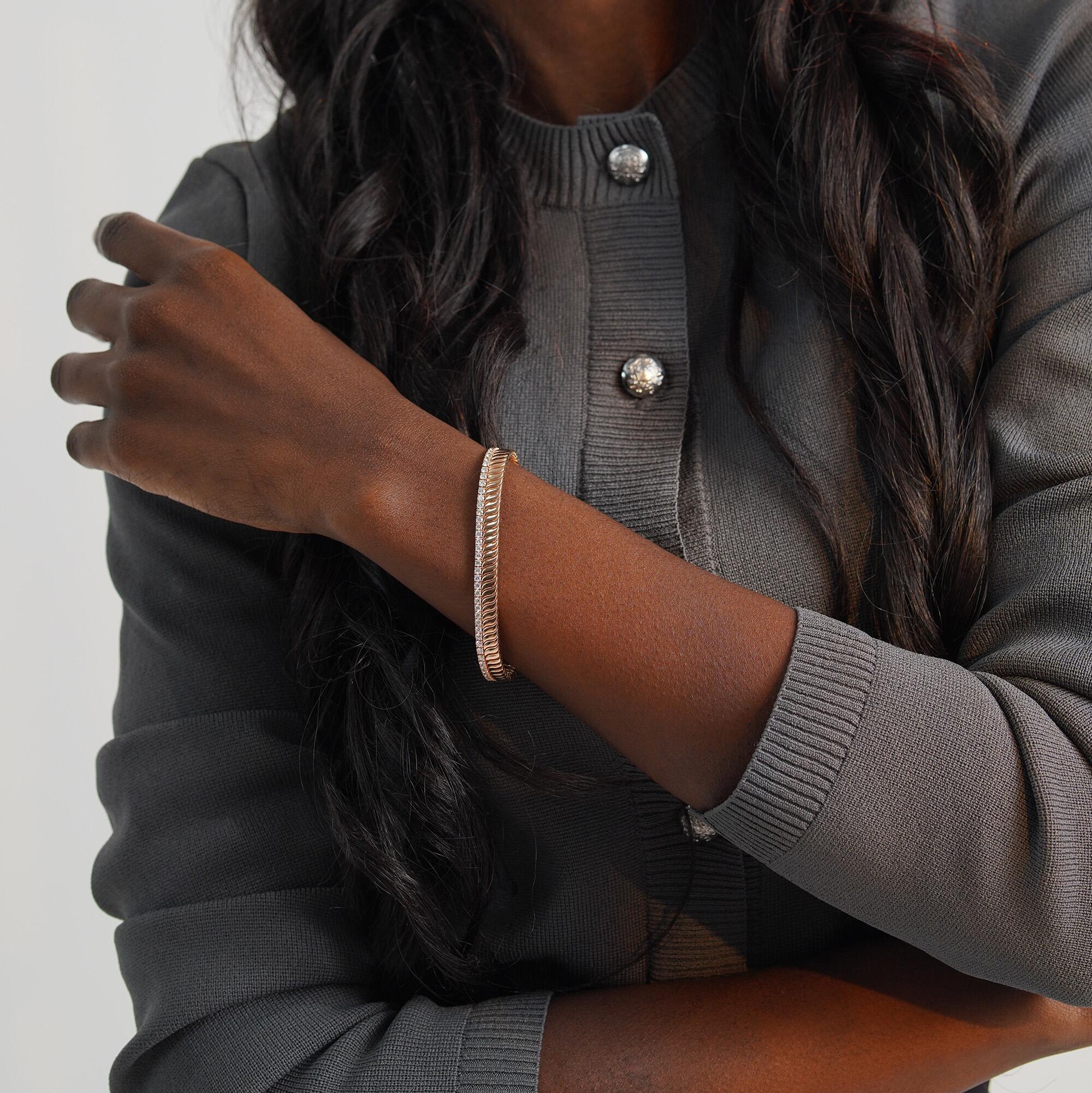 Modern Pırlanta Su Yolu Bileklik