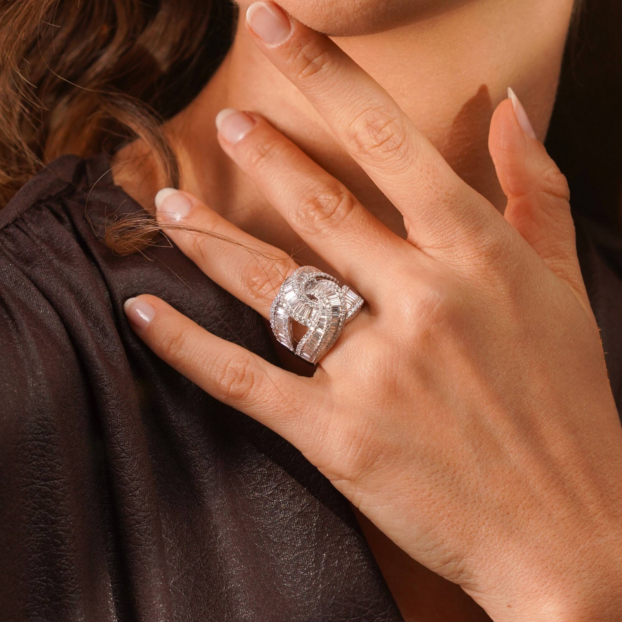 Baget Pırlanta Tasarım Yüzük / The Interlocking Ring