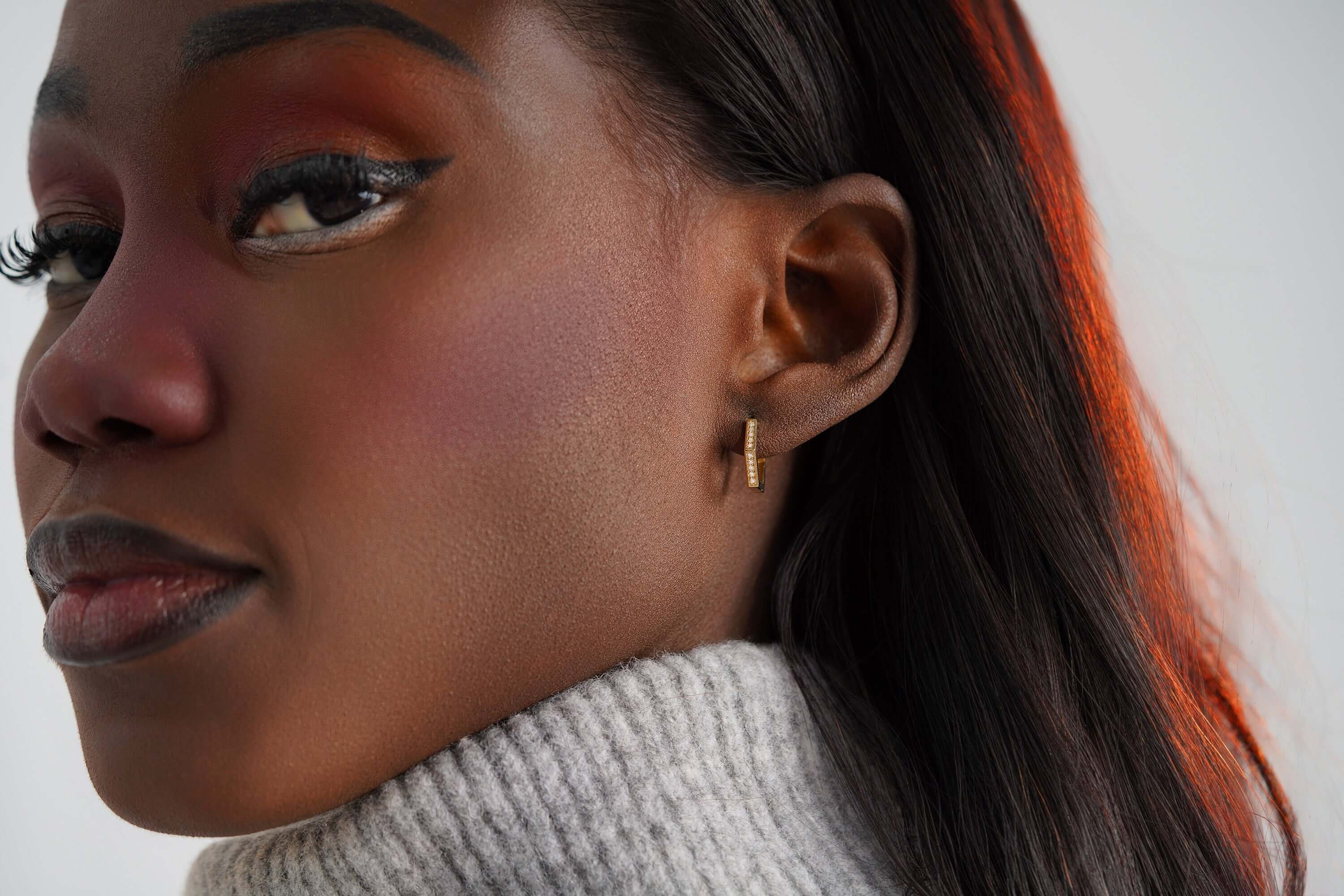 Minimal Pırlanta Altıgen Halka Küpe