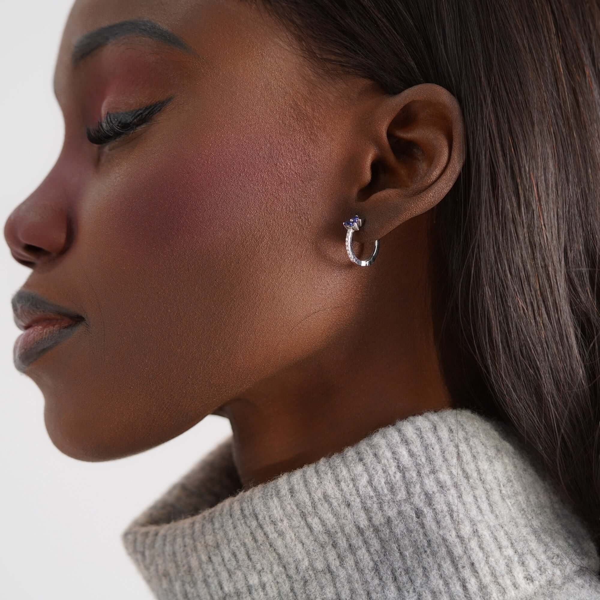 Safir ve Pırlanta Trio Halka Küpe / Blue Trio Pair