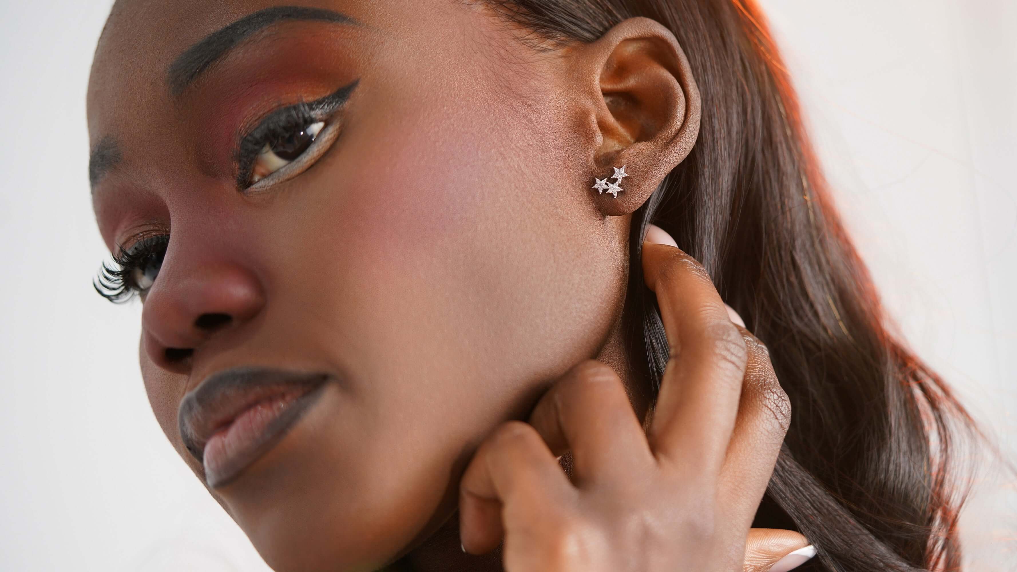 Tek Yıldız Grubu Pırlanta Küpe