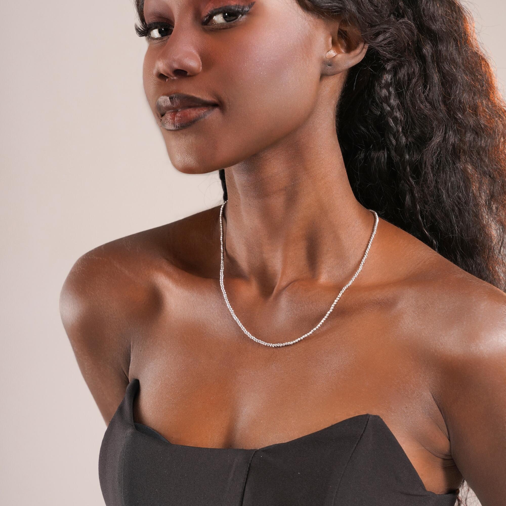 Beyaz Altın Dorika Toplu Zincir Kolye