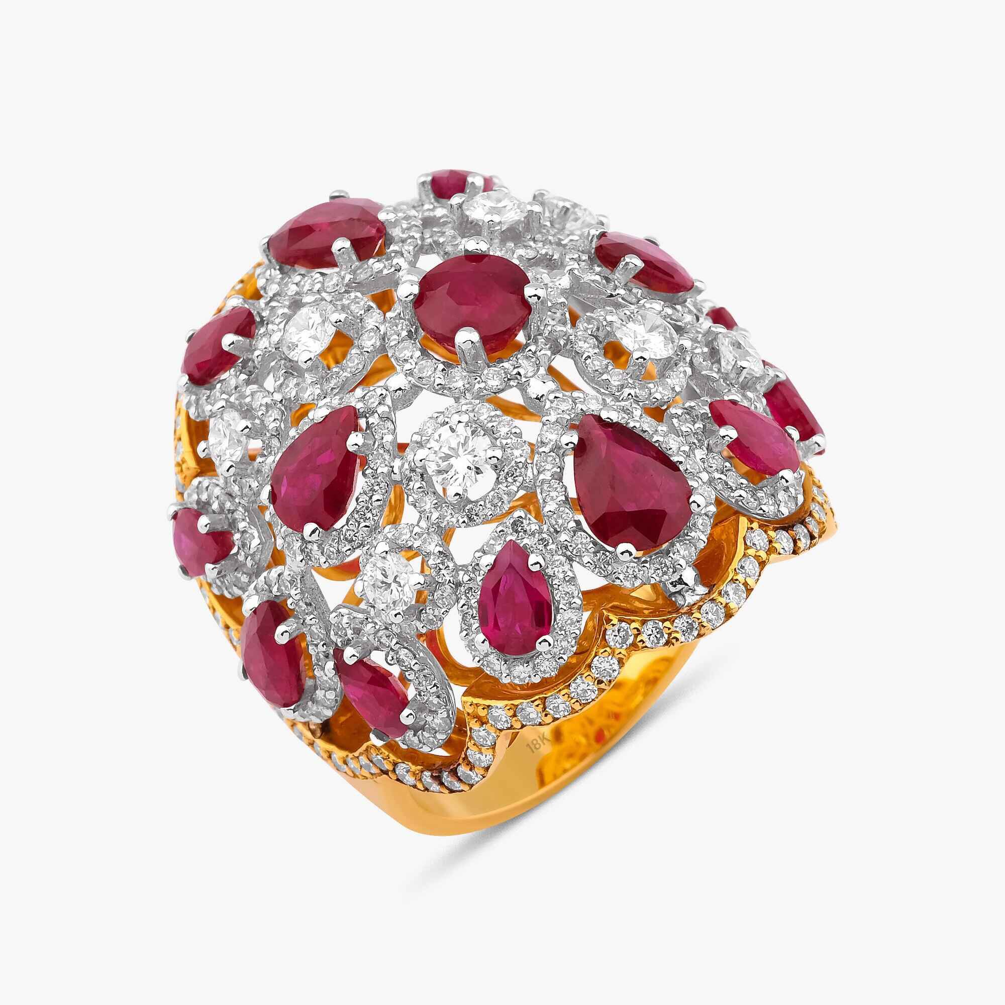 Büyük Yakut ve Pırlanta Yüzük / The Chateau Ruby Ring