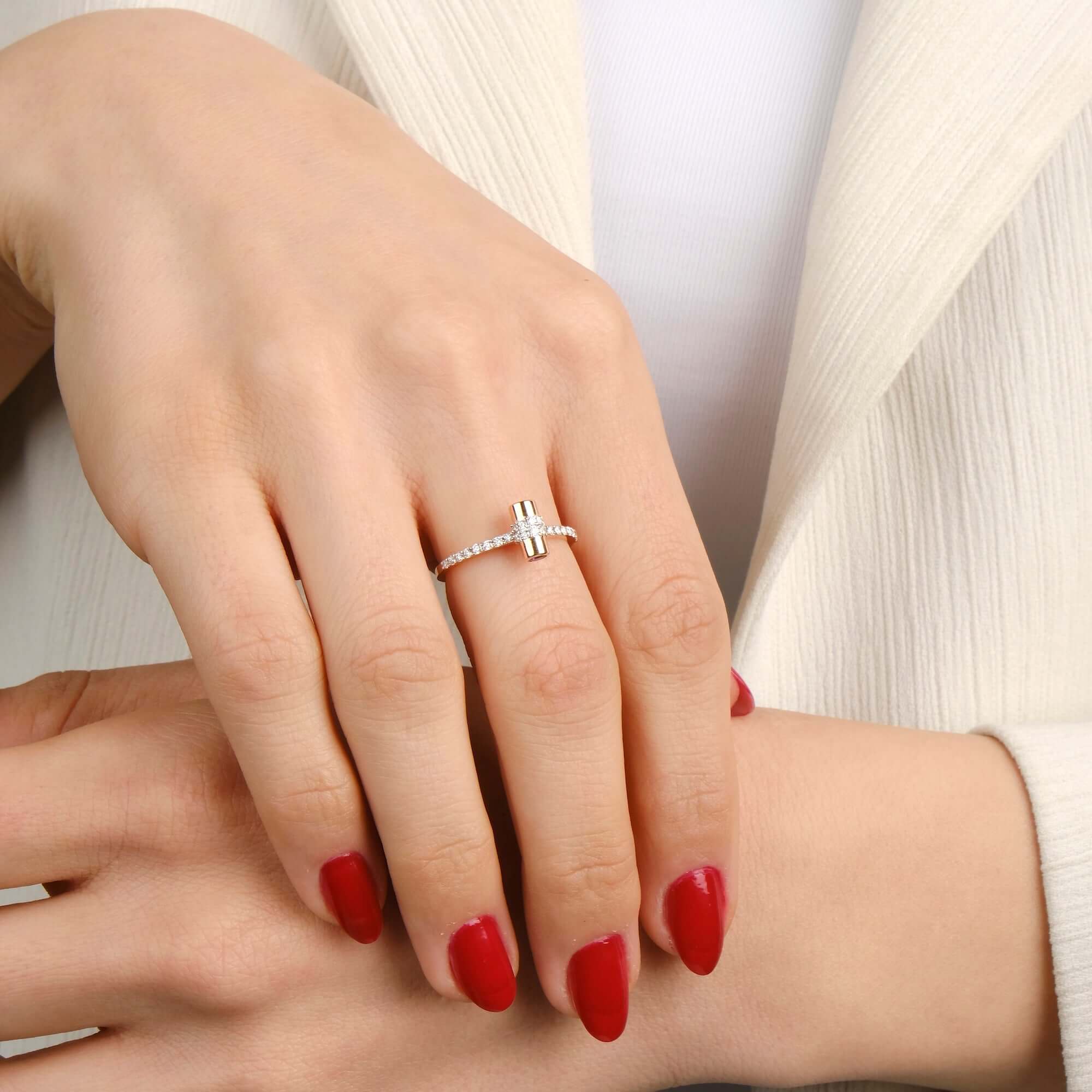 Çift Taraflı Yakut ve Pırlanta Yüzük