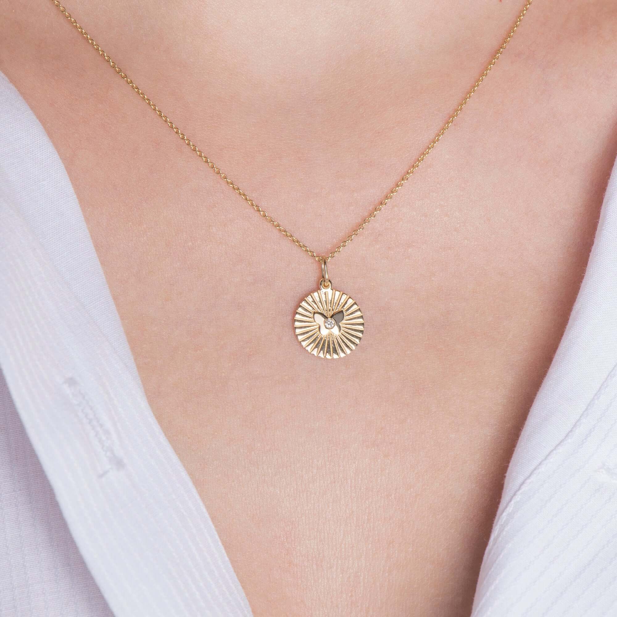 Minimal Pırlanta Kelebek Kolye