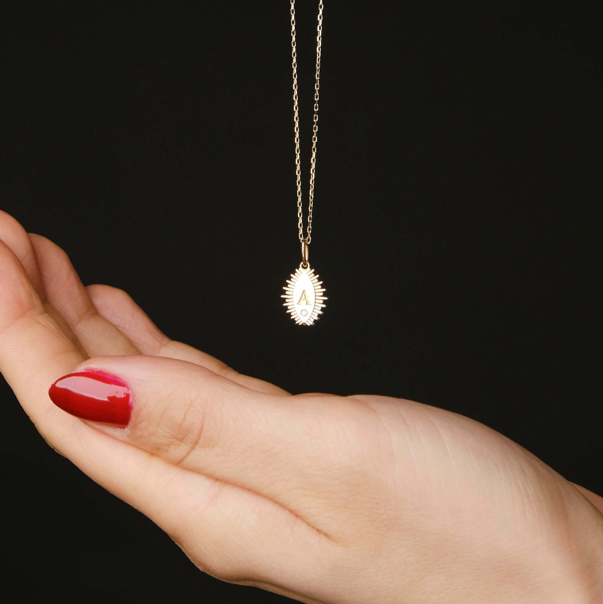 Mini Pırlanta Eclipse Harf Kolye