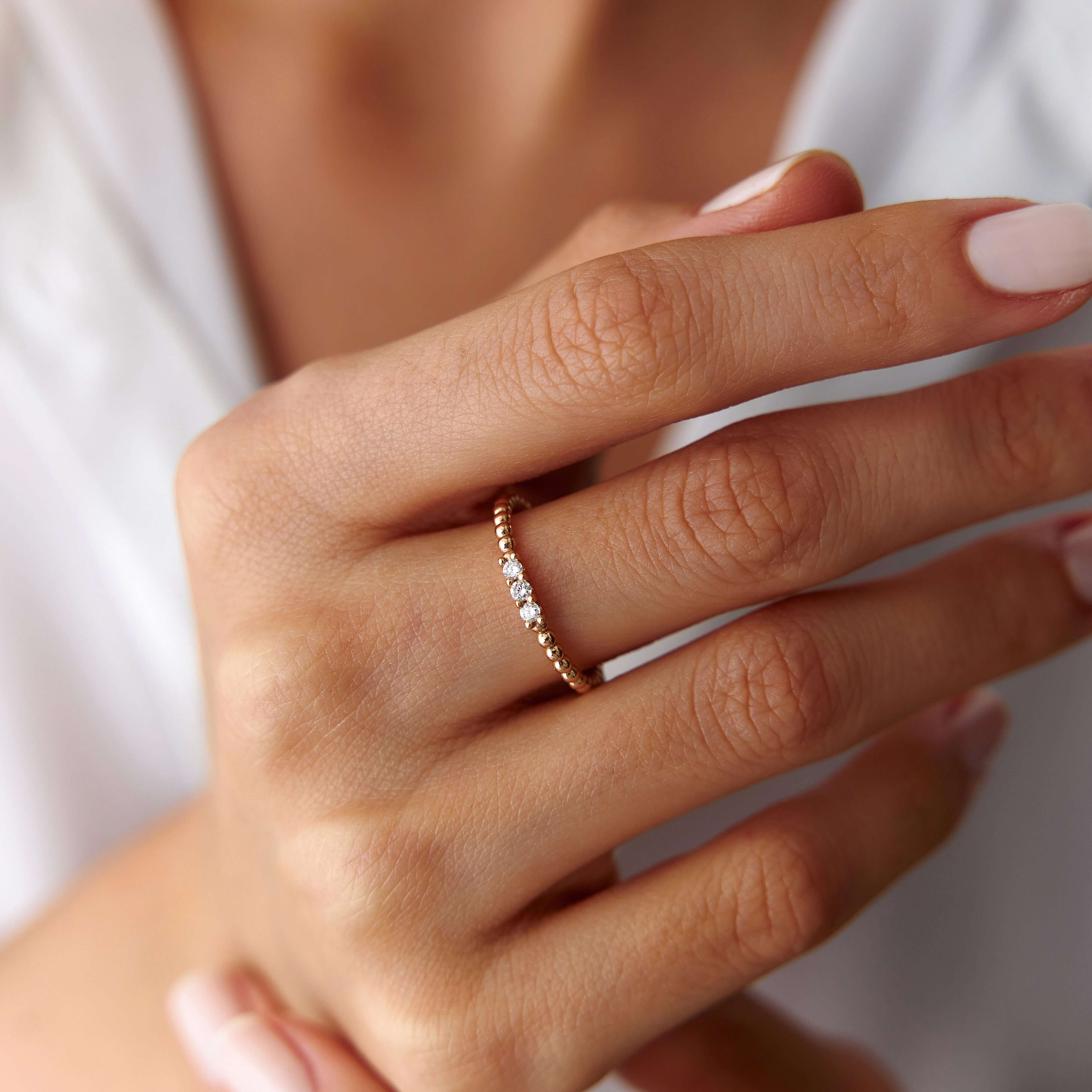 3 Pırlantalı Minimal Yüzük / The 3 Diamonds