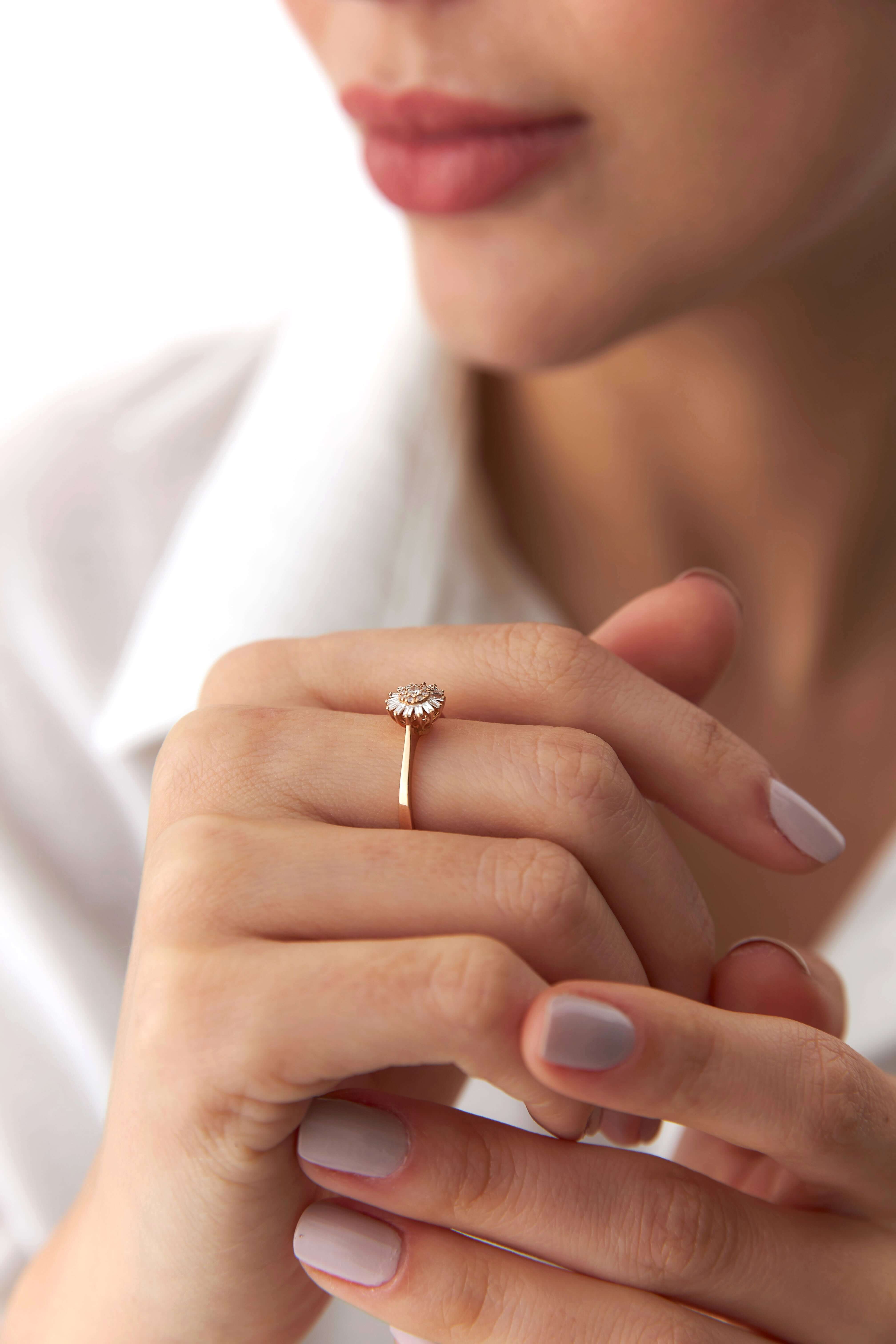 Baget Pırlanta Çiçek Yüzük