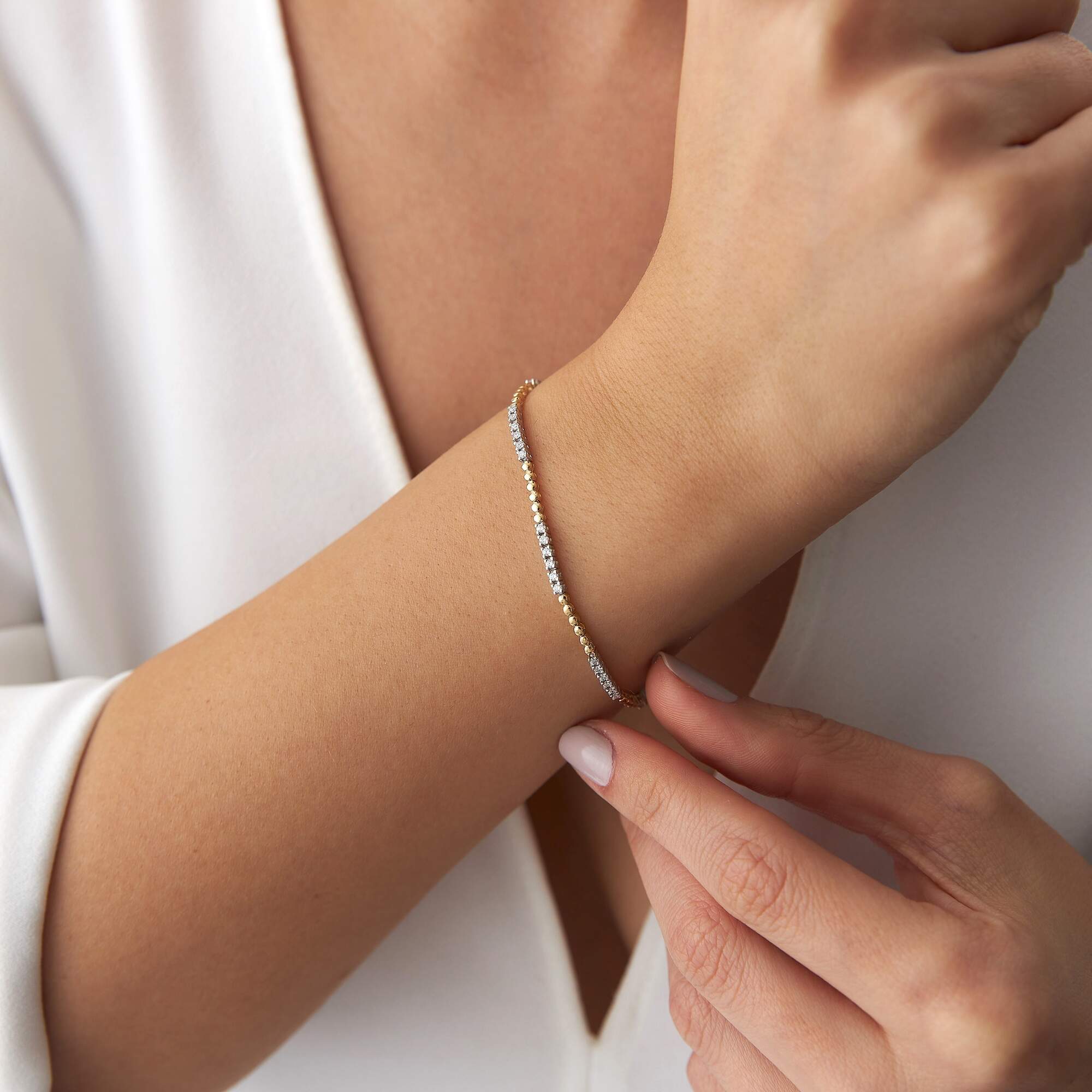 Minimal Yarım Su Yolu Bileklik