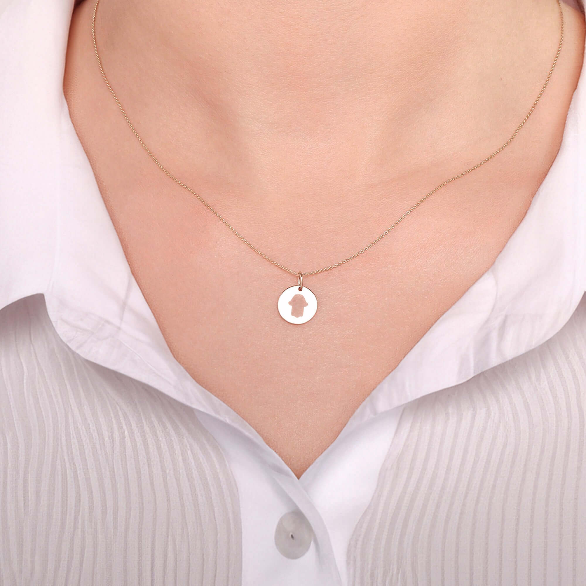 Minimal Fatma'nın Eli Kolye