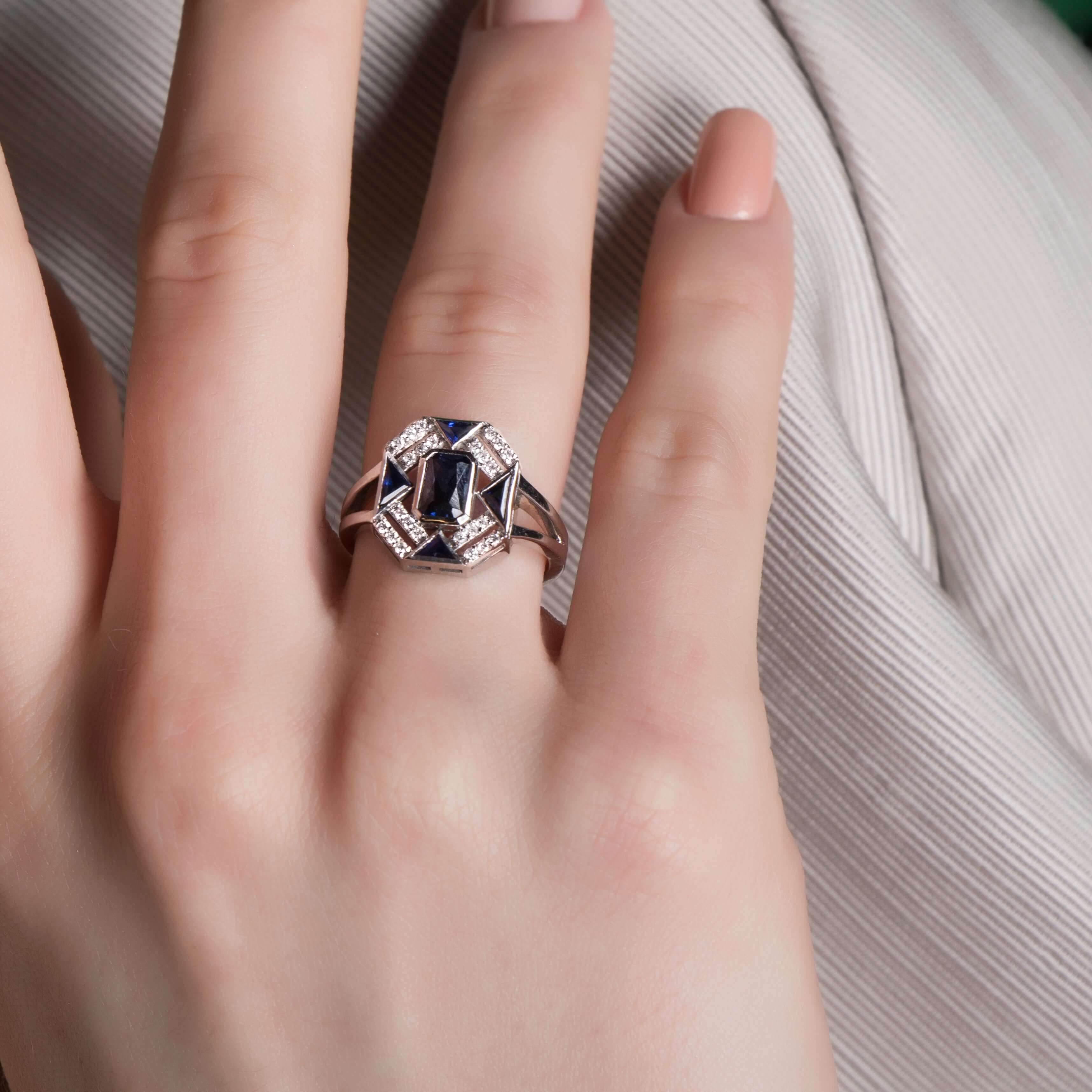 Geometrik Mavi Safir Yüzük ve Pırlanta Yüzük