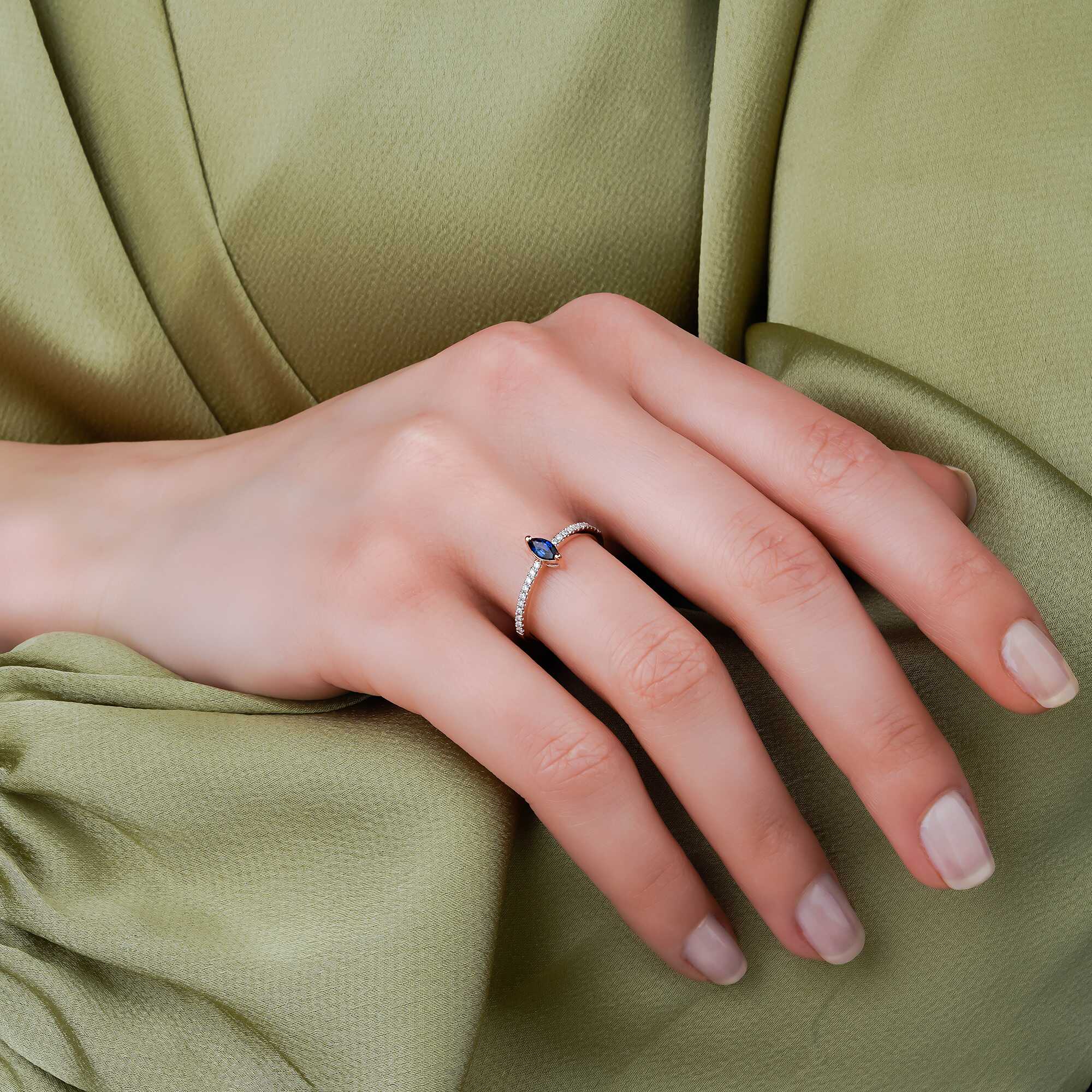 Markiz Kesim Safir ve Pırlanta Yarımtur Yüzük