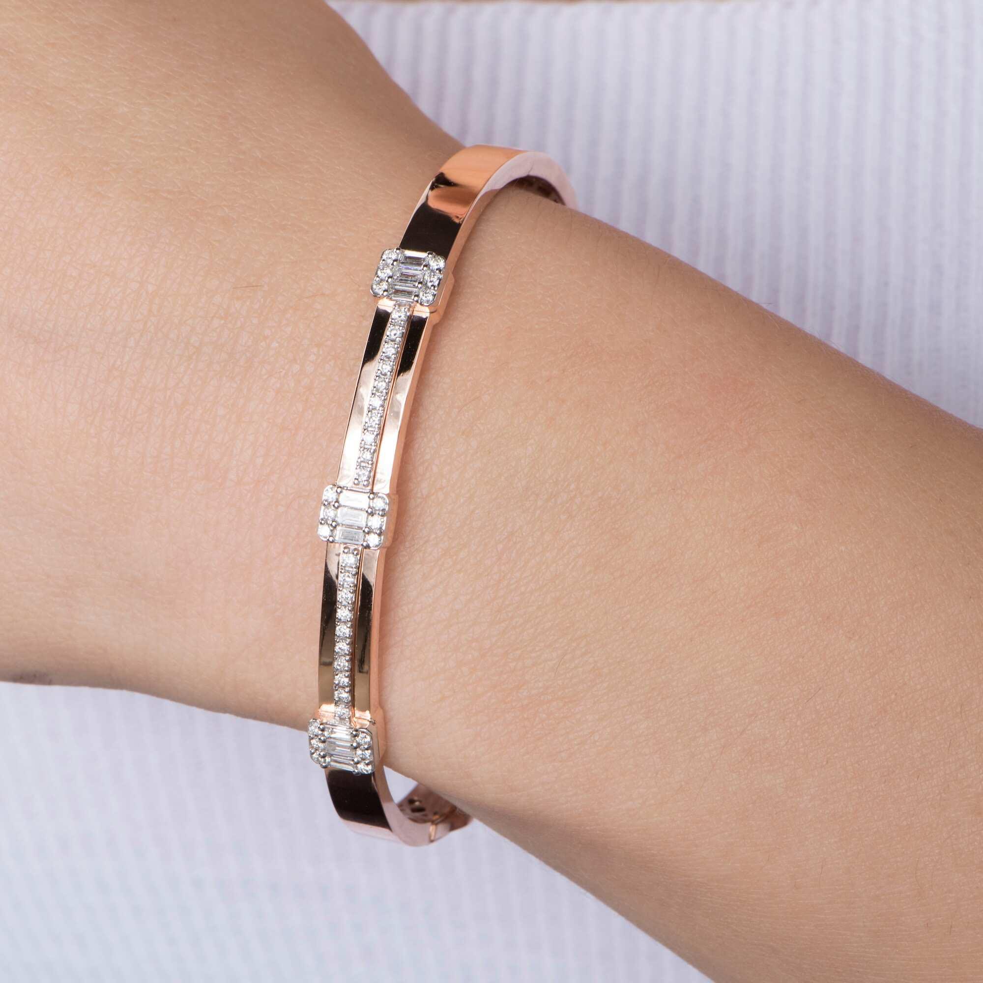 Pırlanta Baget Bilezik / The Triple Baguette