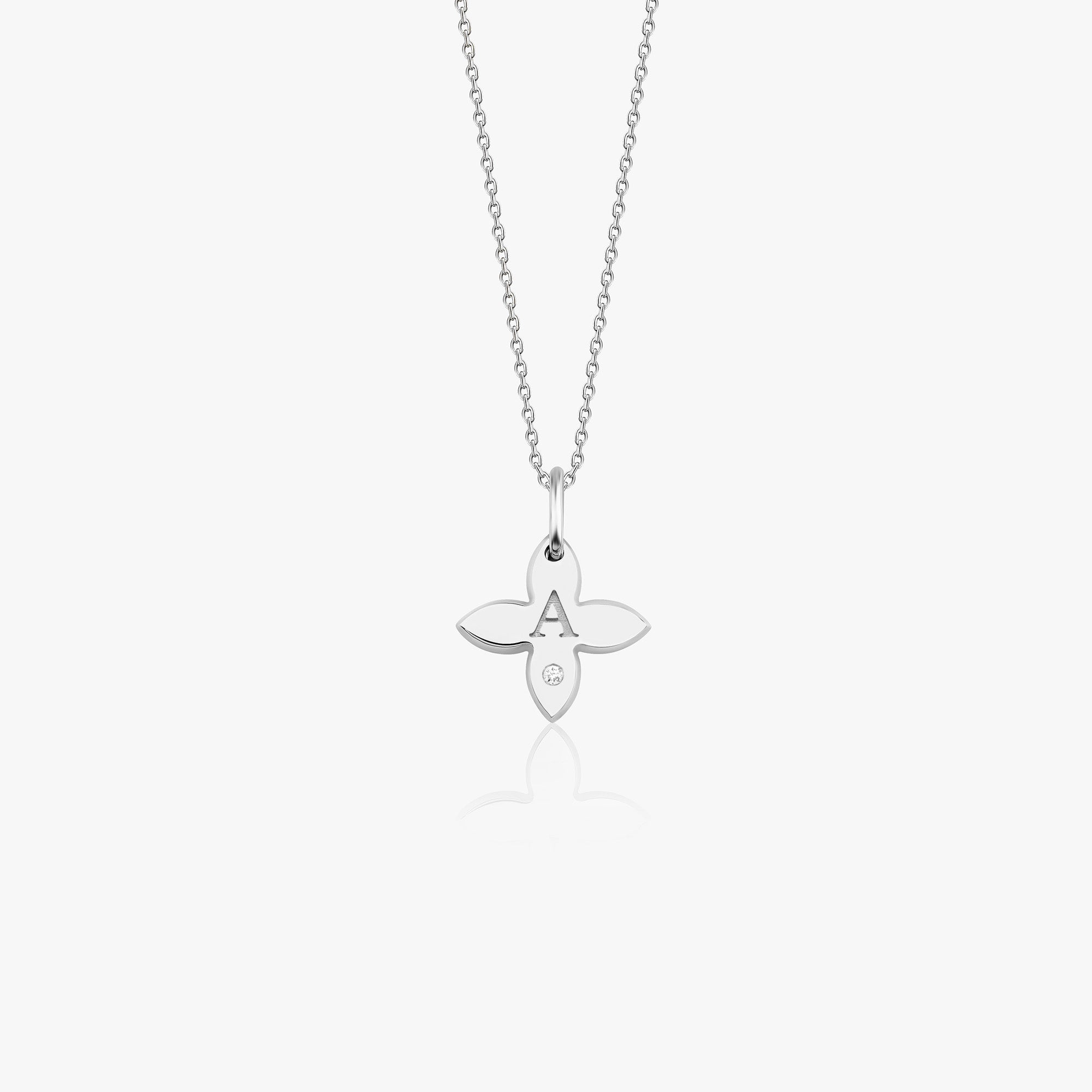 Pırlanta Harfli Yonca Kolye / Minimal Clover