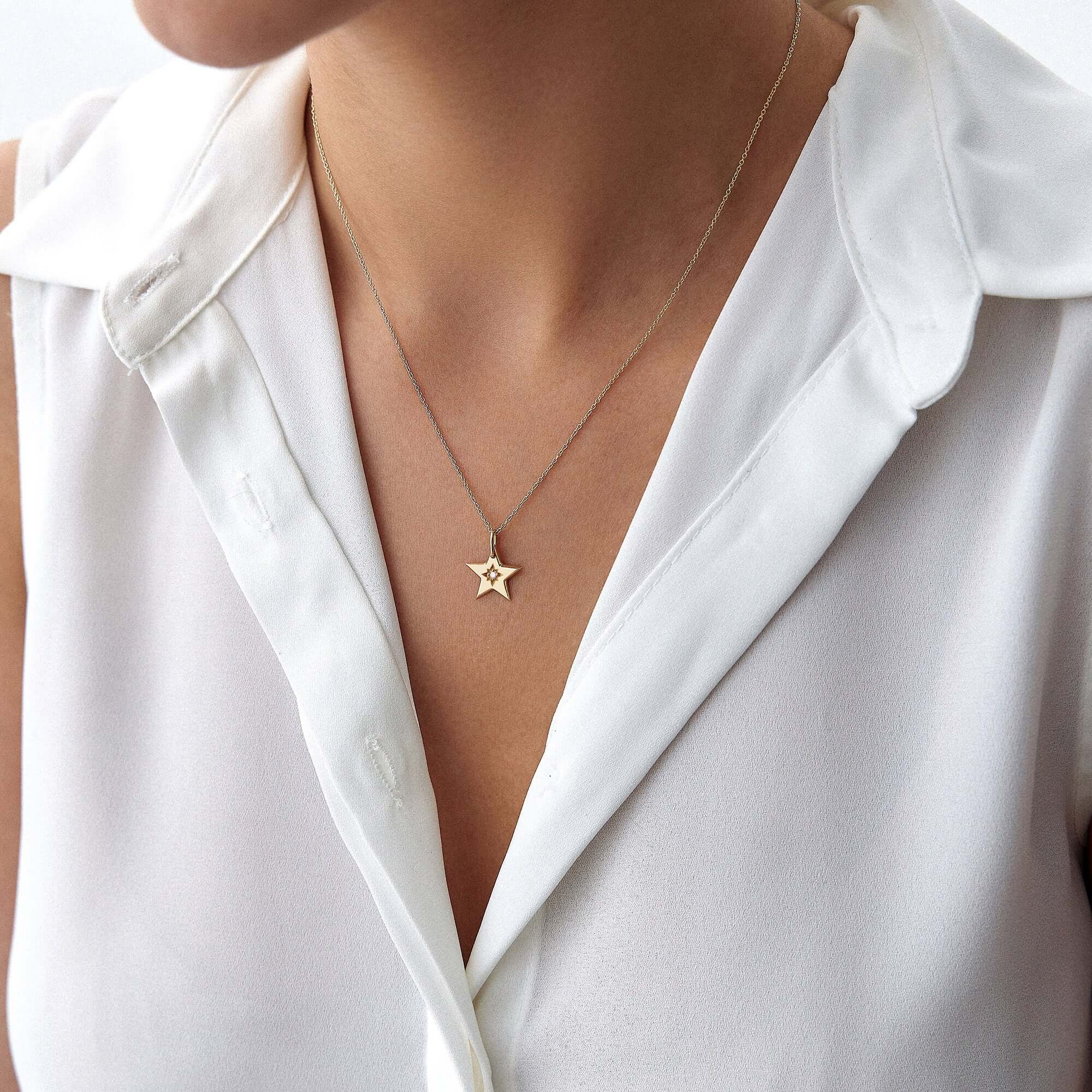 Minimal Pırlanta Yıldız Kolye