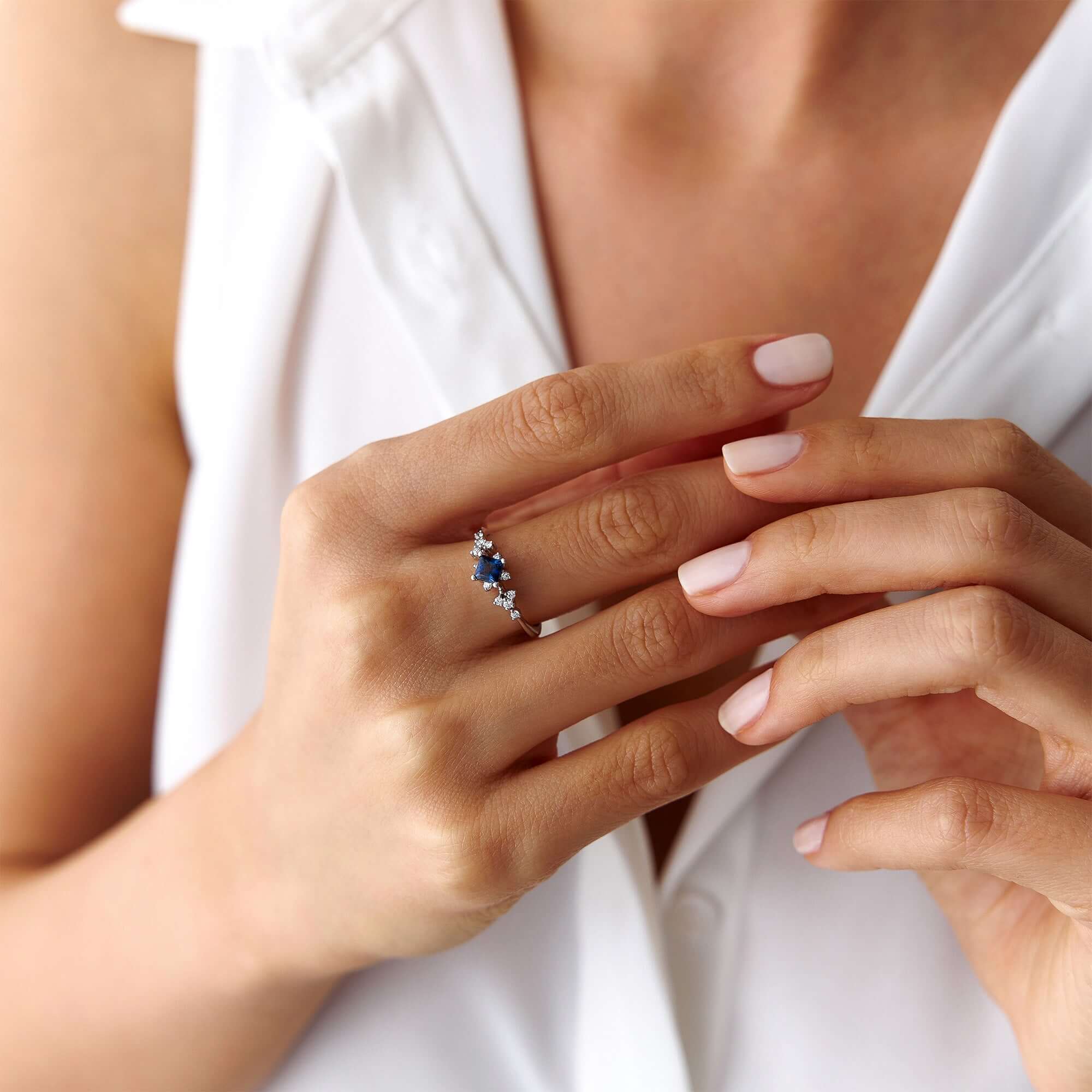 Prenses Kesim Safir ve Pırlanta Yüzük / The Sapphire Princess