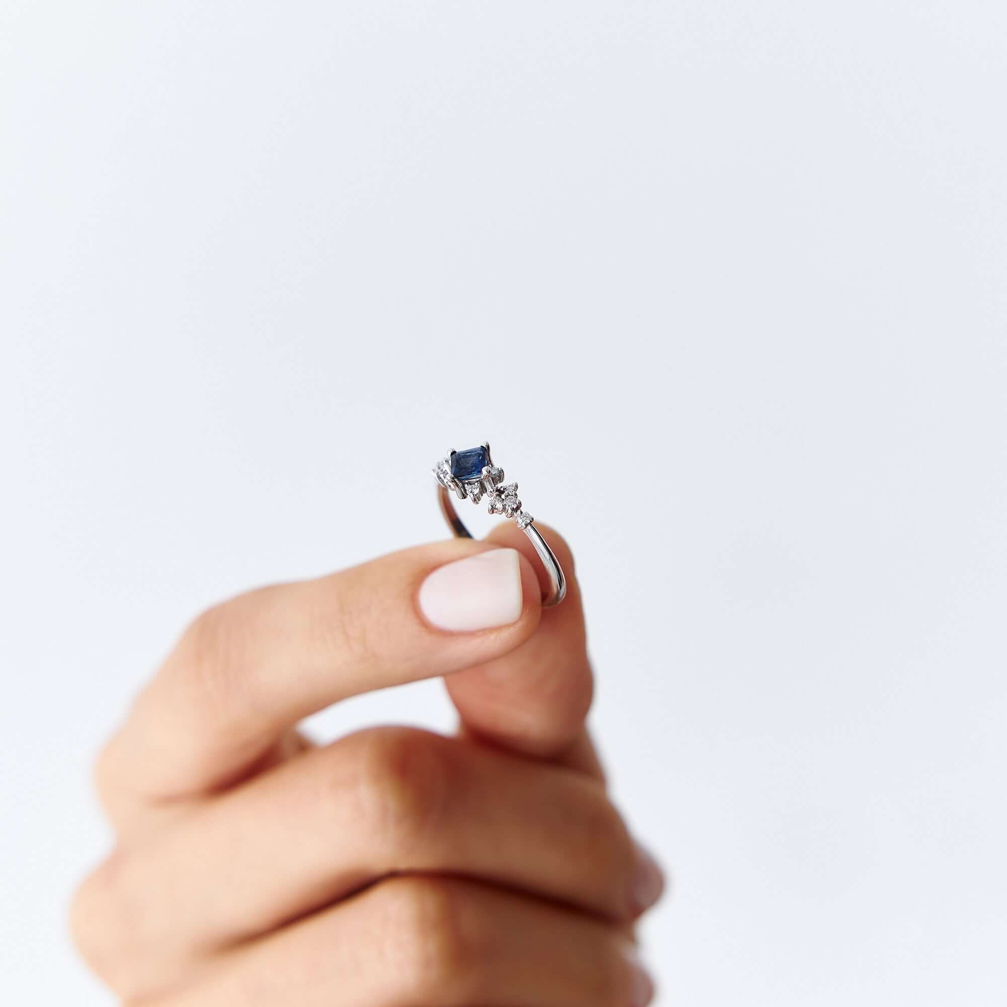 Prenses Kesim Safir ve Pırlanta Yüzük / The Sapphire Princess