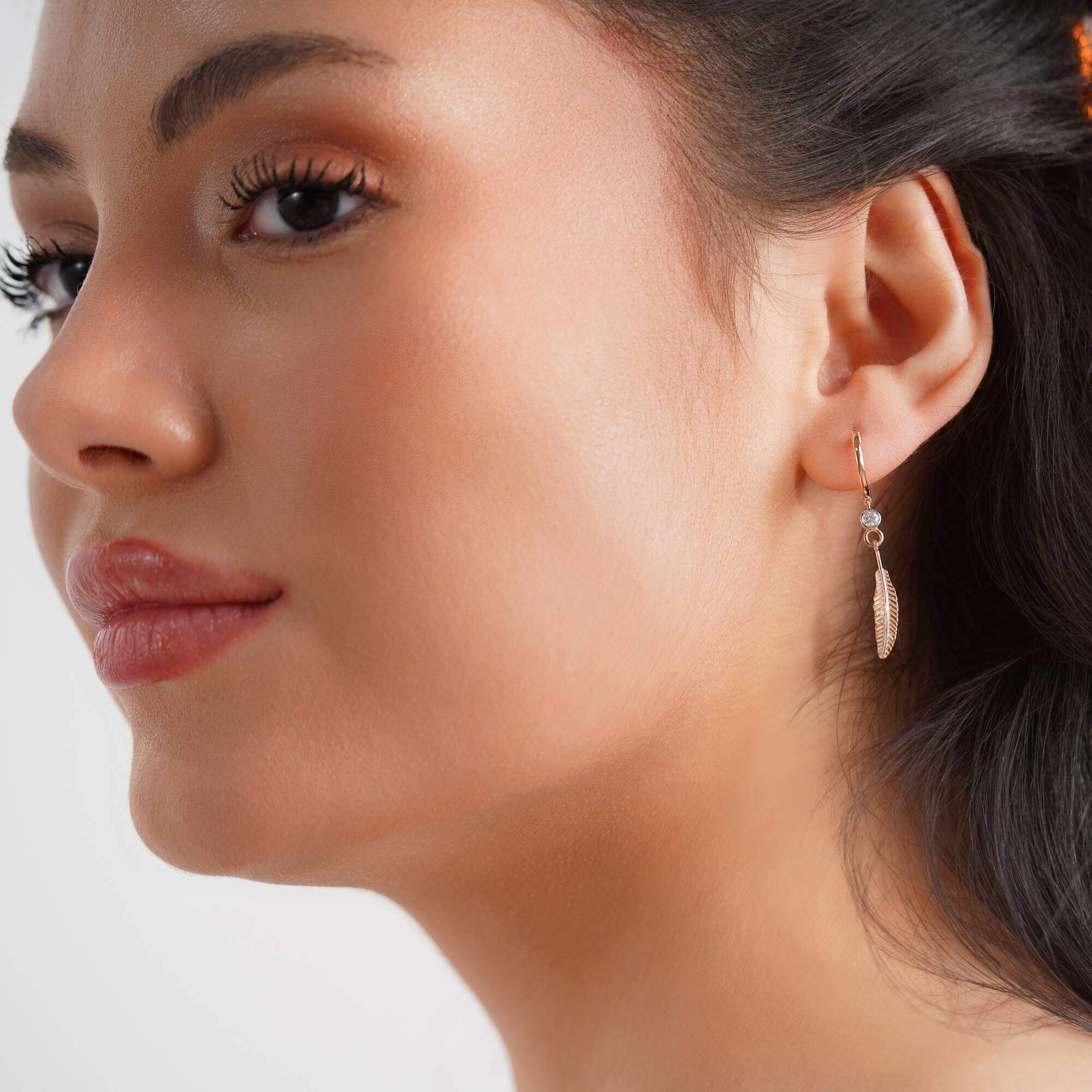 Pırlanta Feather Küpe