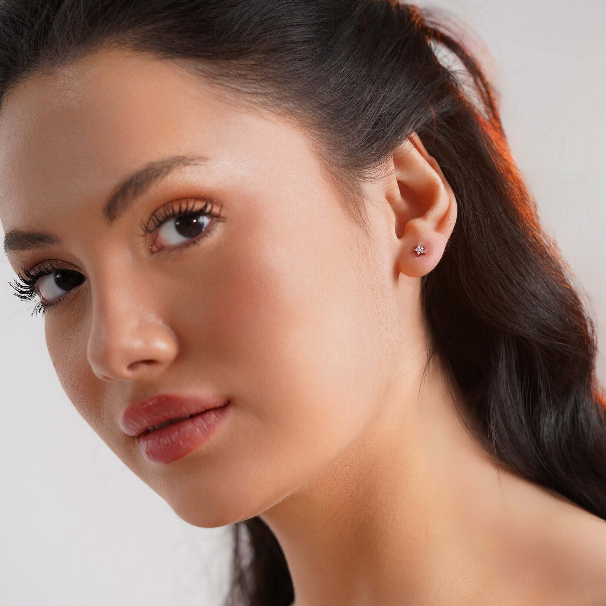 Tek Mini Pırlanta Yıldız Küpe / Single Mini Star