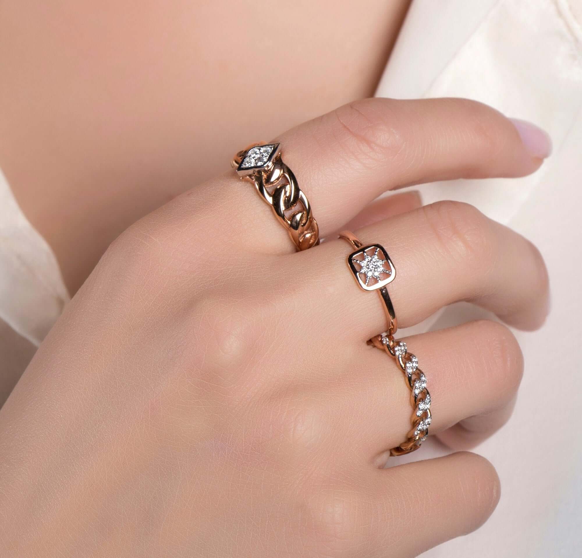 Mini Pırlanta Yıldız Patlaması Yüzük