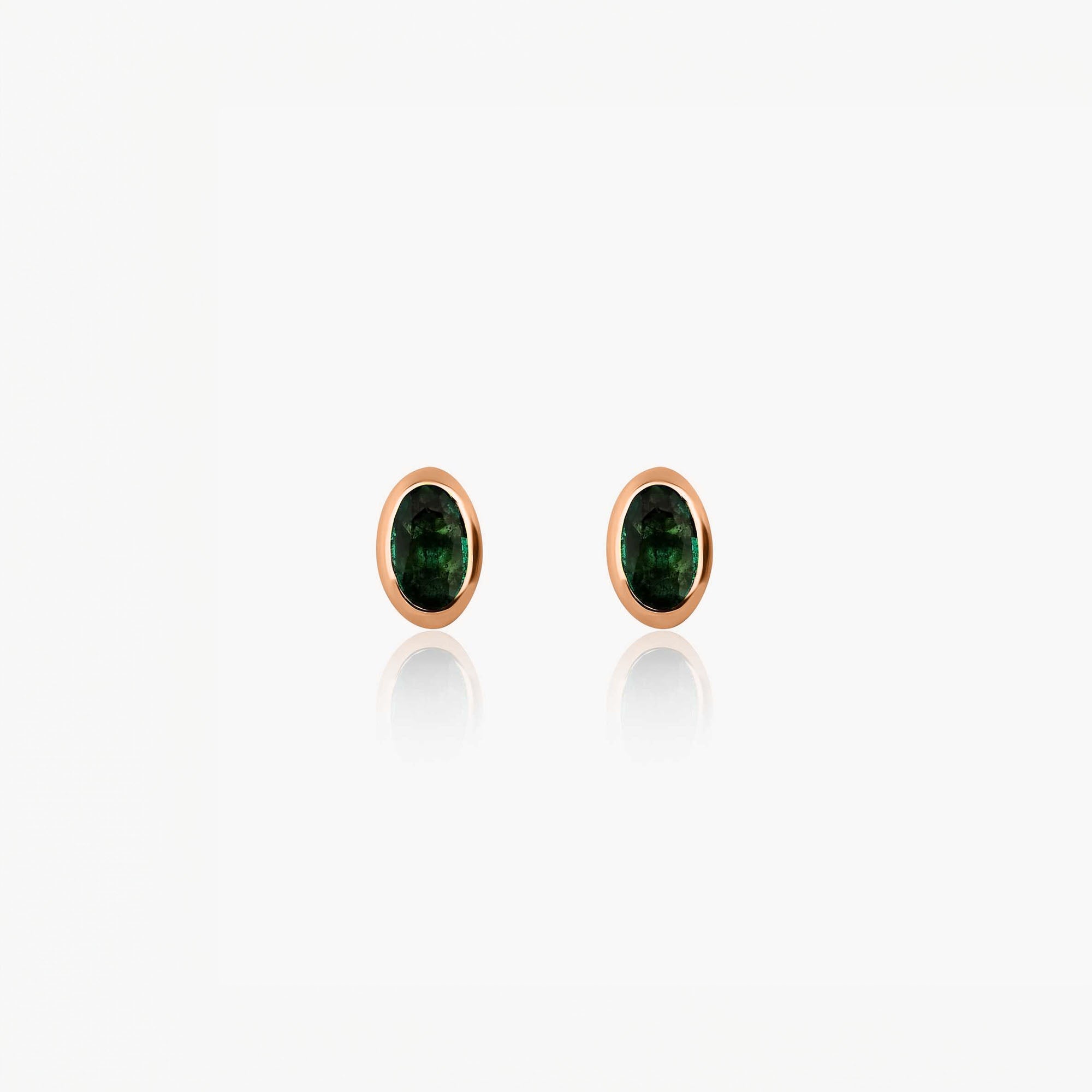 Oval Kesim Zümrüt Tektaş Küpe