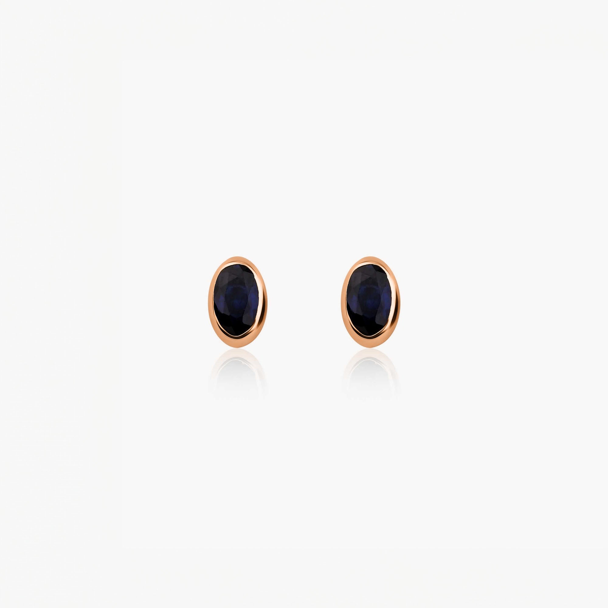 Oval Kesim Safir Tektaş Küpe