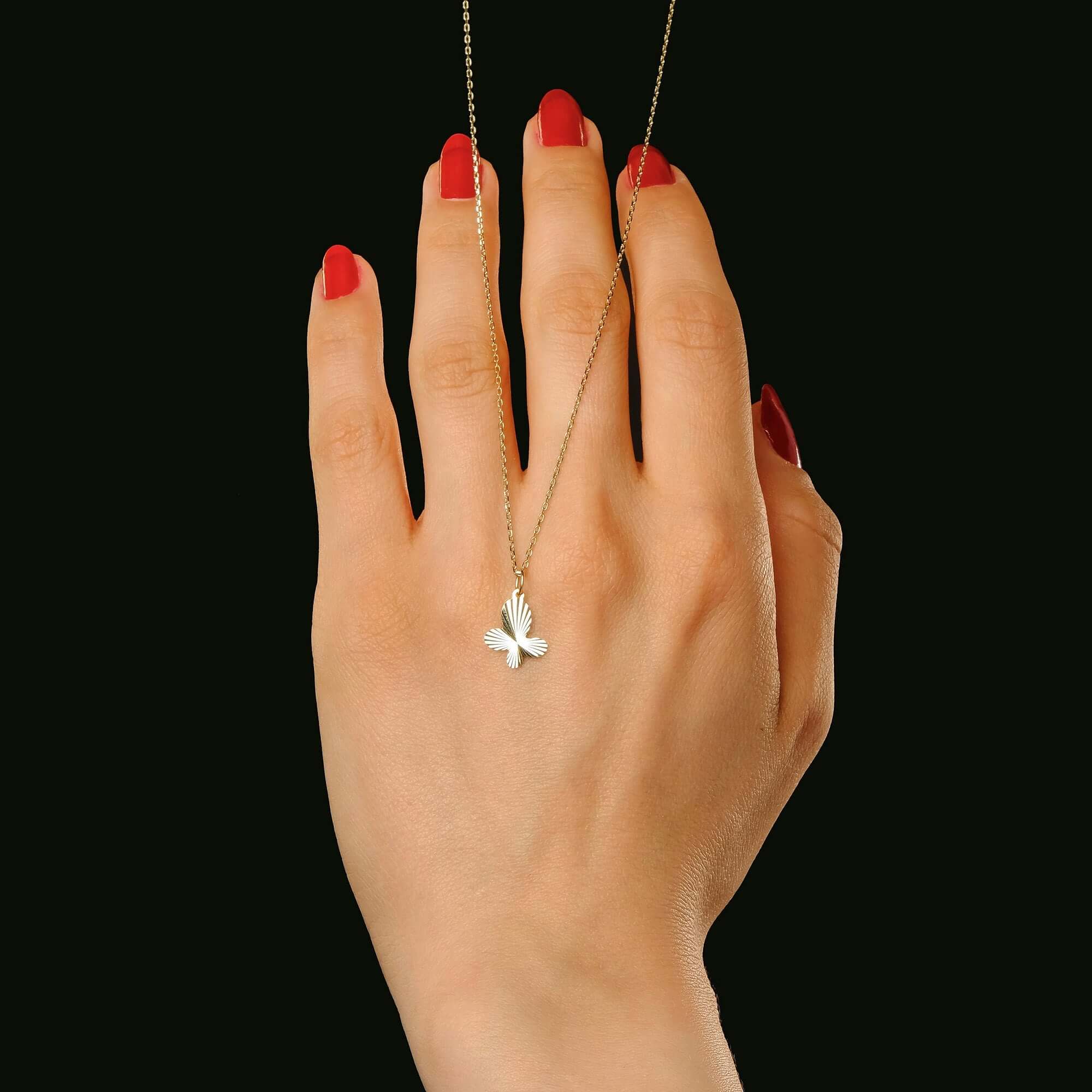 Minimal Lazer Kesim Kelebek Kolye Ucu