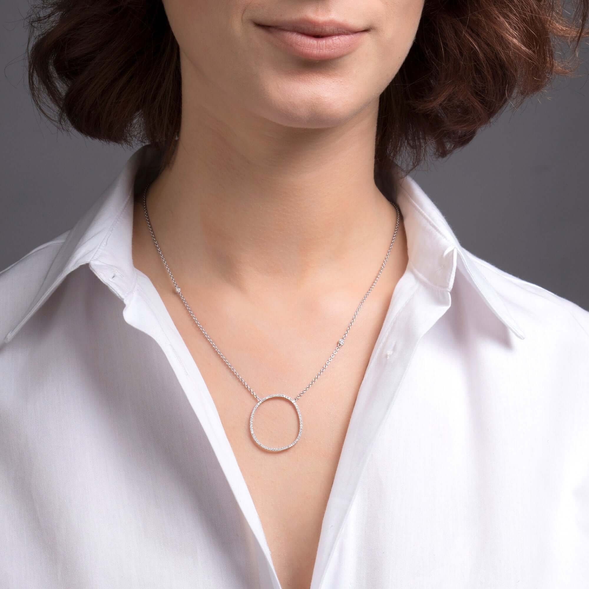 Pırlanta Organik Daire Kolye