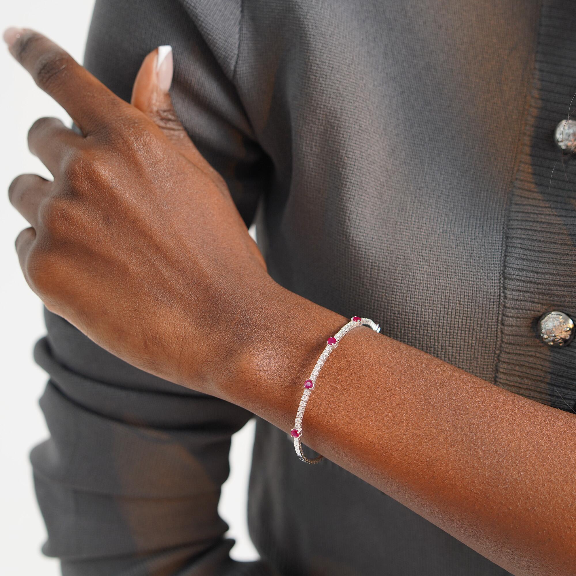 Esnek Yakut ve Pırlanta Bilezik