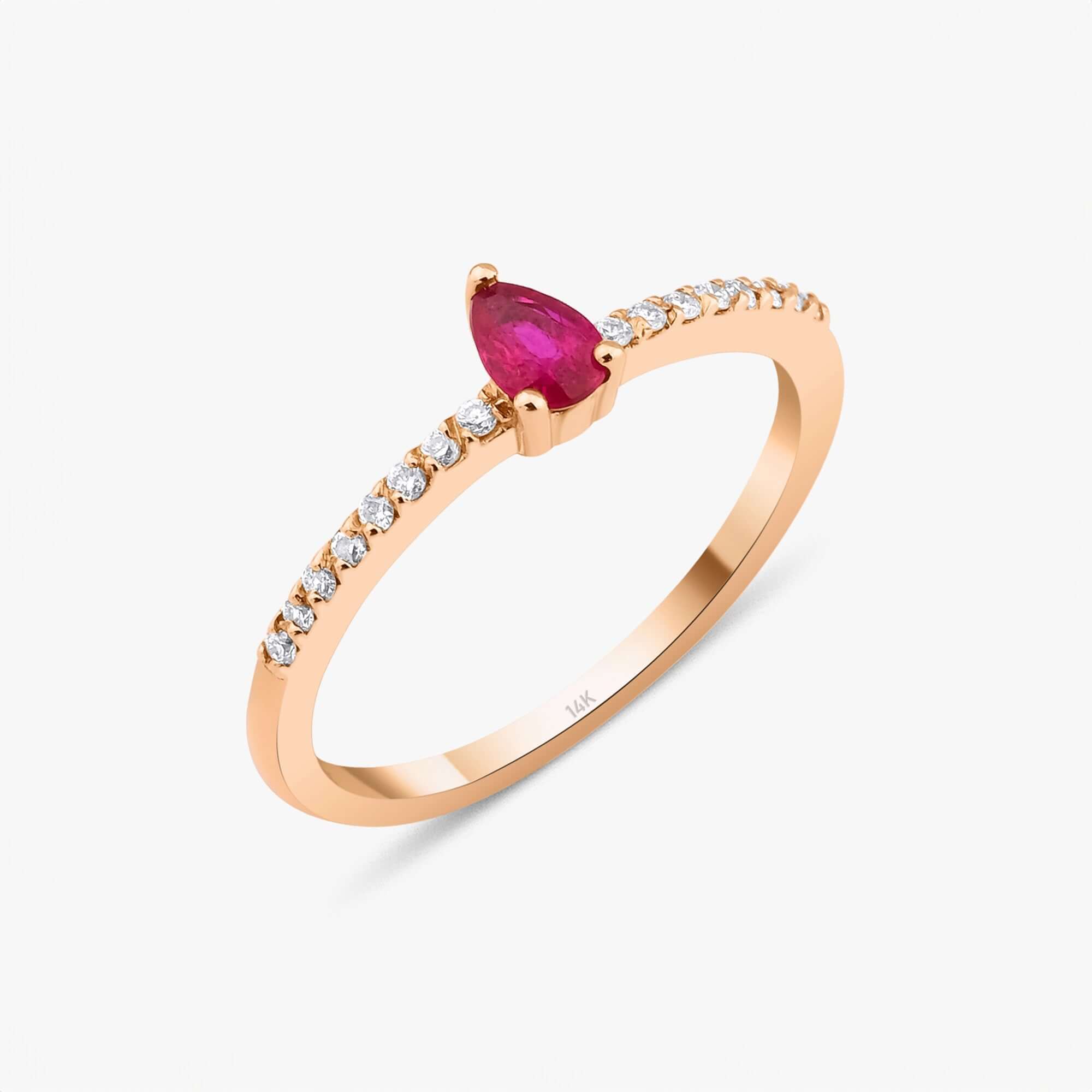 Minimal Damla Kesim Yakut Yarımtur Yüzük / Minimal Red Drop