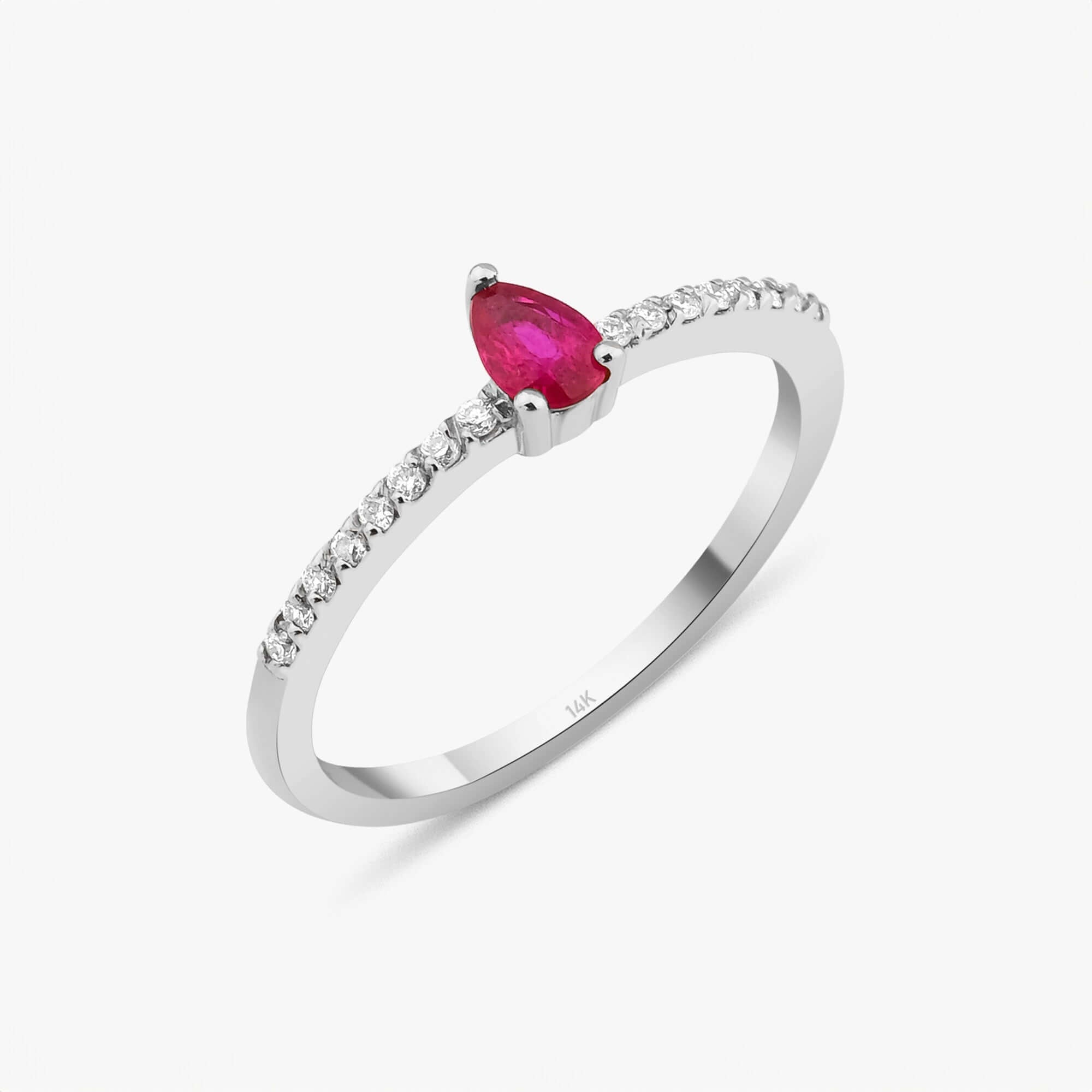 Minimal Damla Kesim Yakut Yarımtur Yüzük / Minimal Red Drop