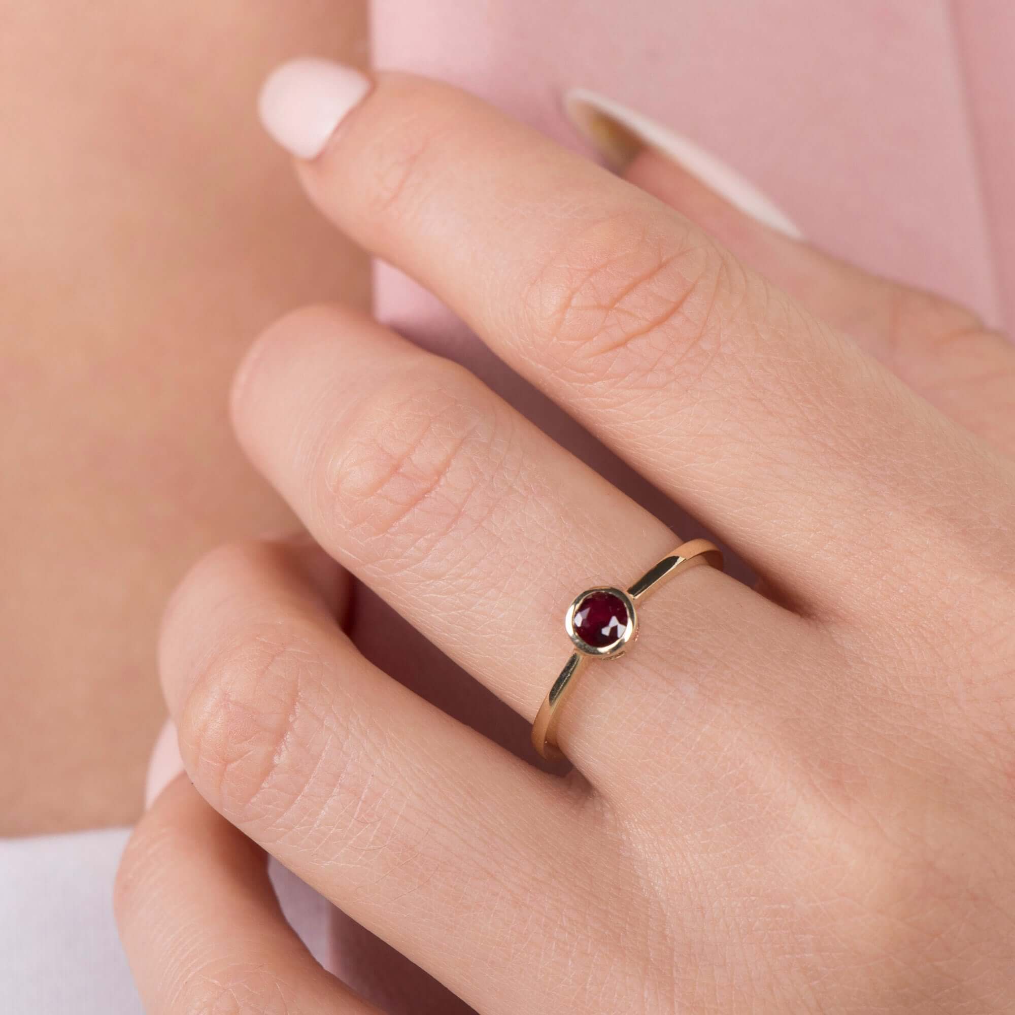 Yakut Tektaş Yüzük