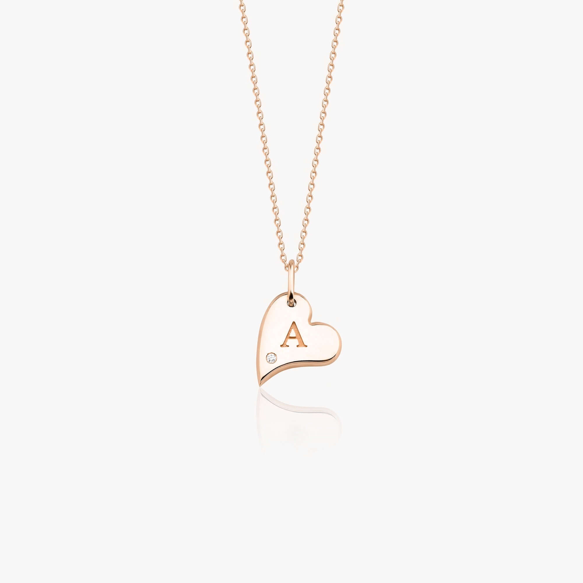 Pırlanta Harfli Yana Yatık Kalp Kolye