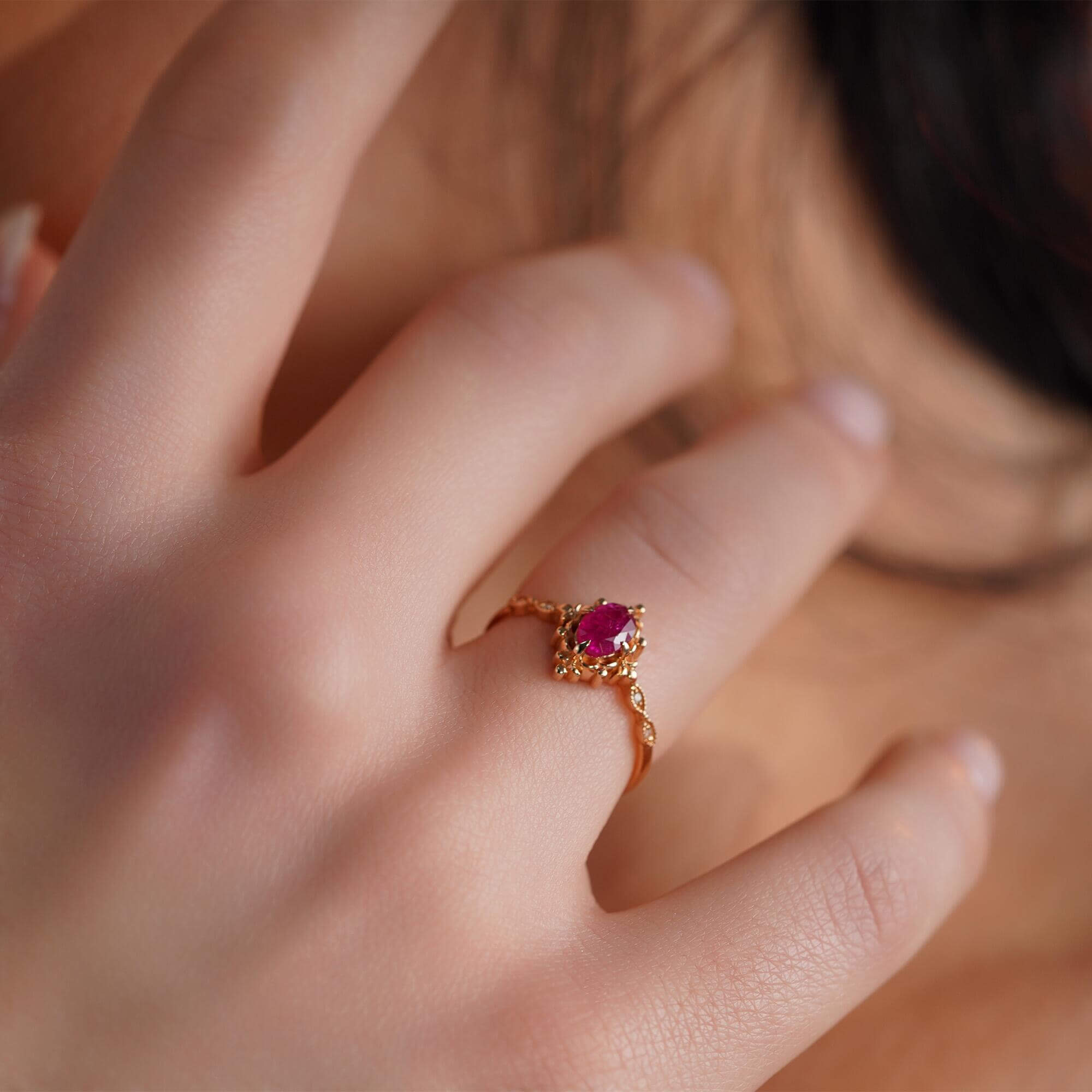 Vintage Yakut ve Pırlanta Yüzük