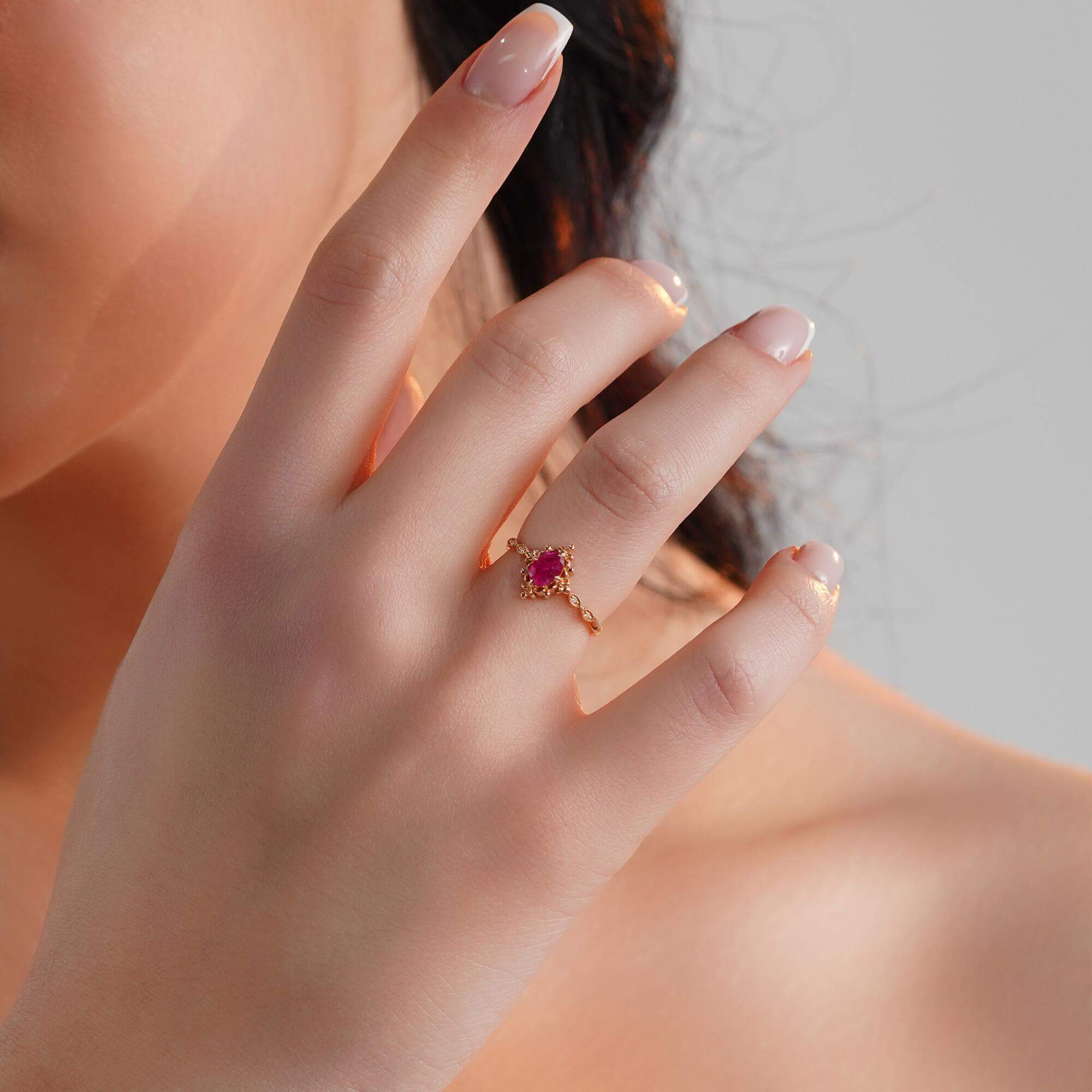 Vintage Yakut ve Pırlanta Yüzük