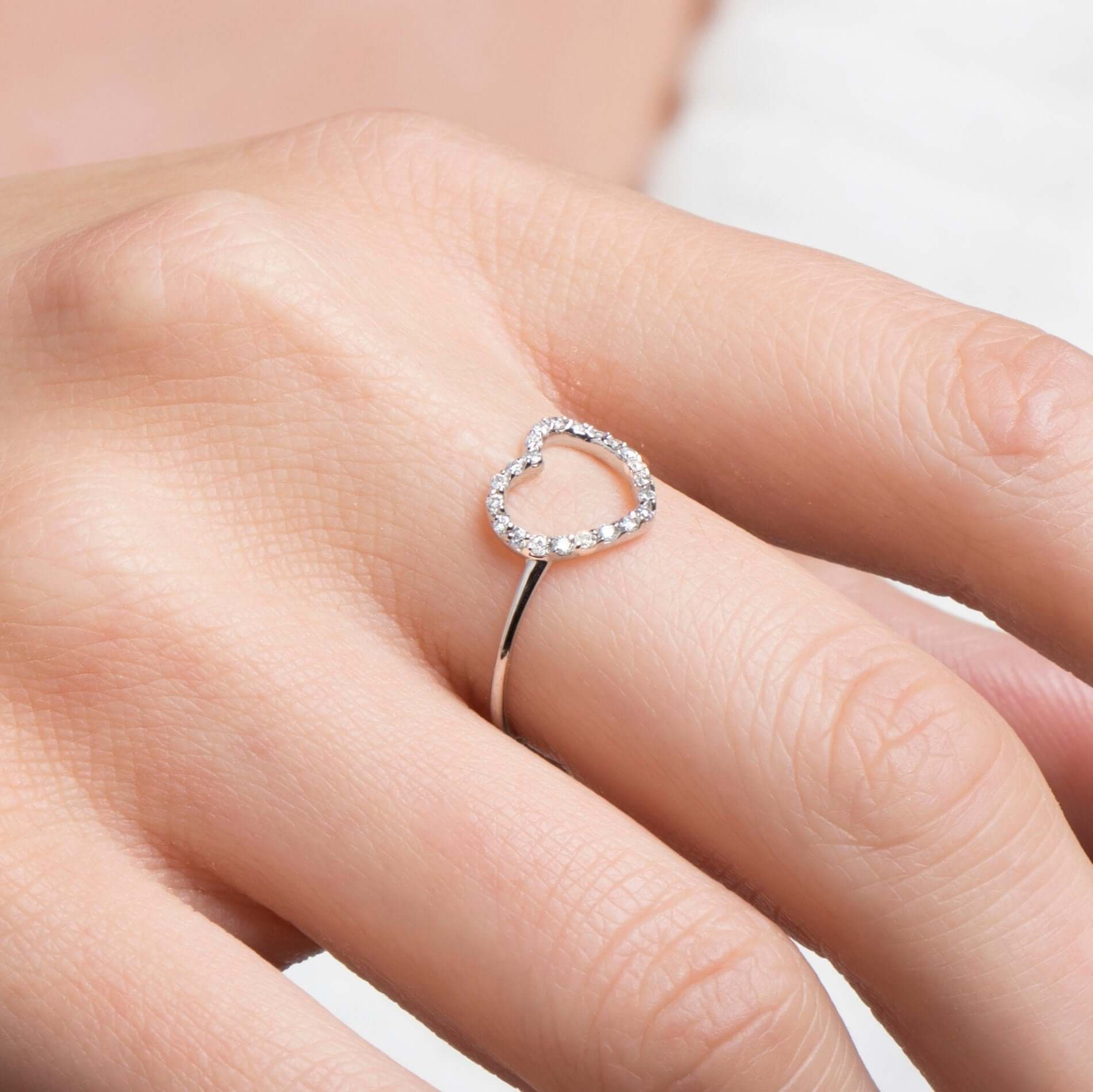 Pırlanta Açık Kalp Yüzük