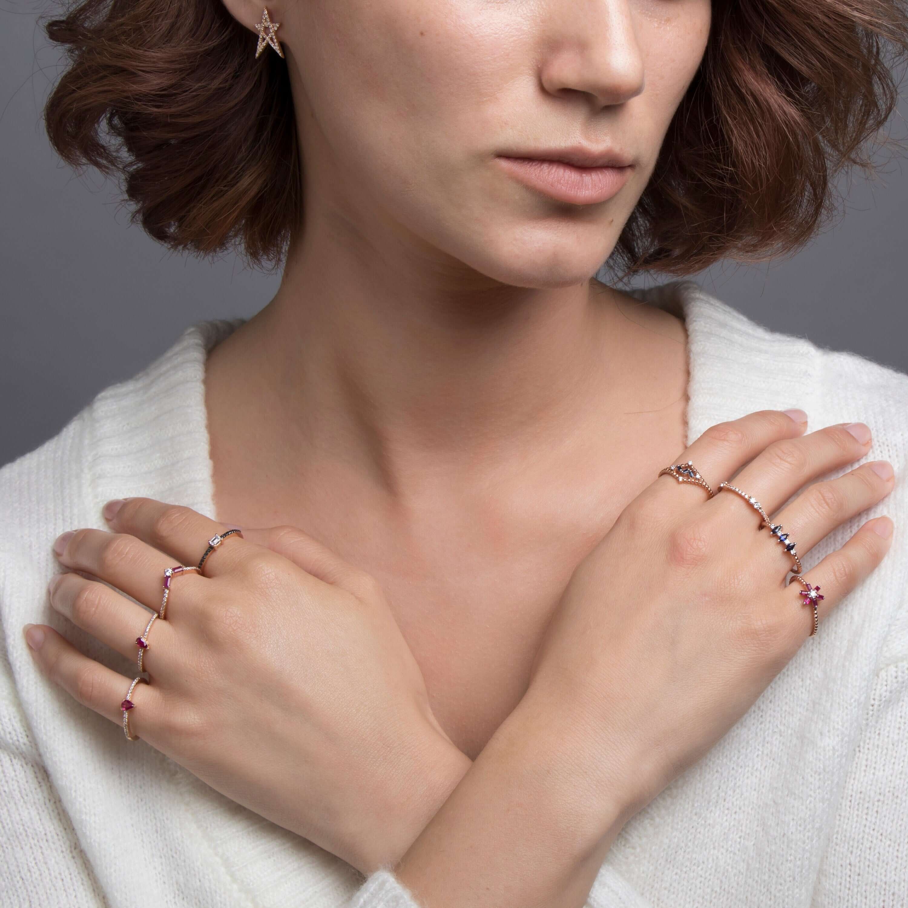 Siyah Beyaz Pırlanta Yüzük / The Black and White