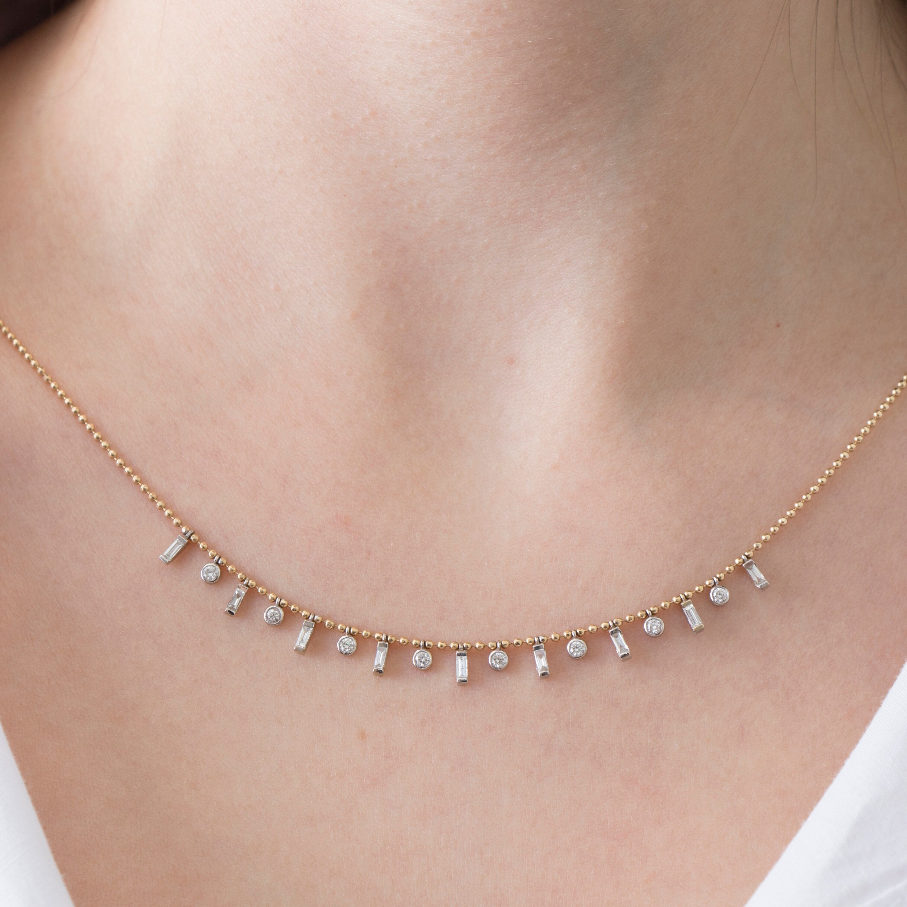 Top Zincirli Baget ve Yuvarlak Pırlanta Kolye / Elongated Station Necklace