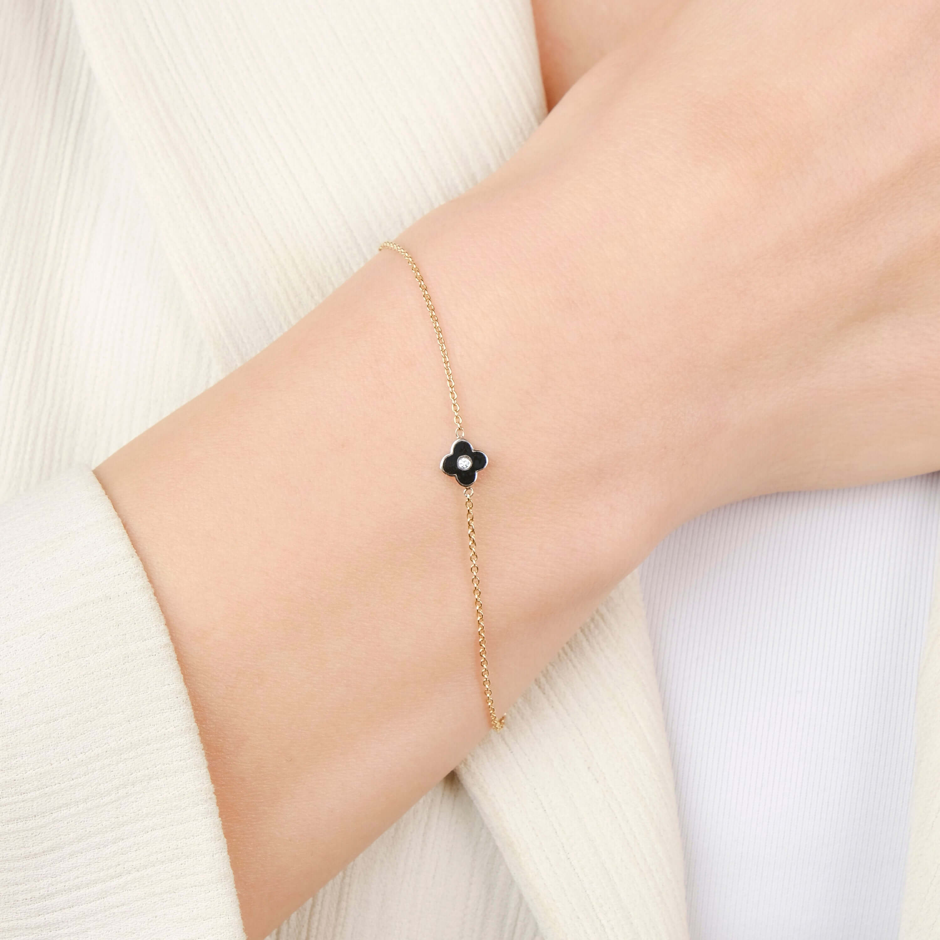 Çift Taraflı Siyah Yonca Bileklik