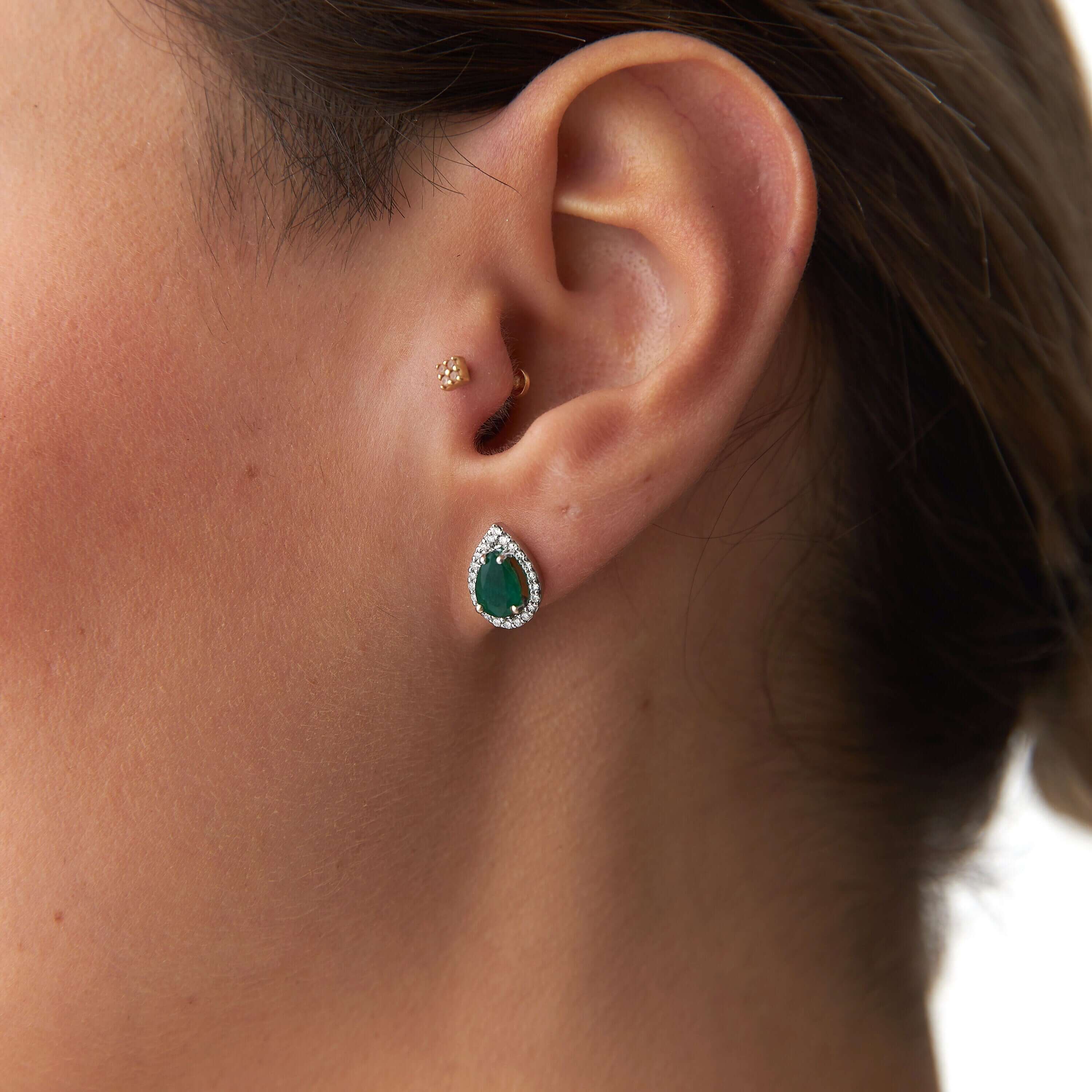 Büyük Damla Kesim Zümrüt ve Pırlanta Küpe / Green Pair