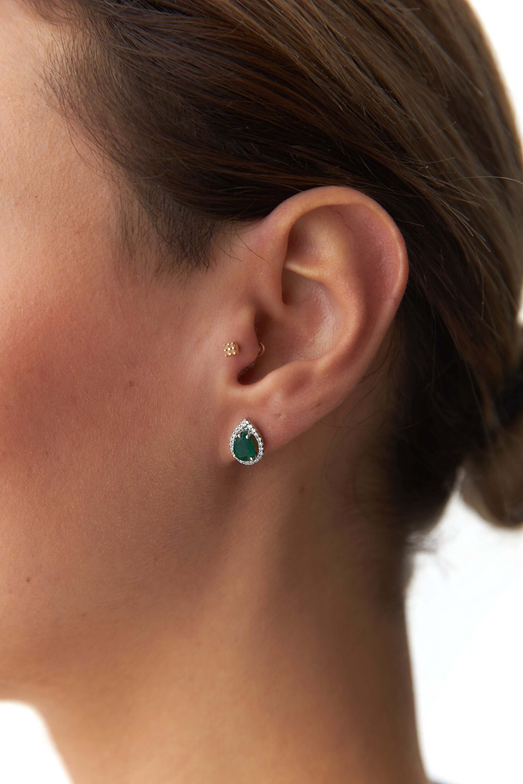 Büyük Damla Kesim Zümrüt ve Pırlanta Küpe / Green Pair