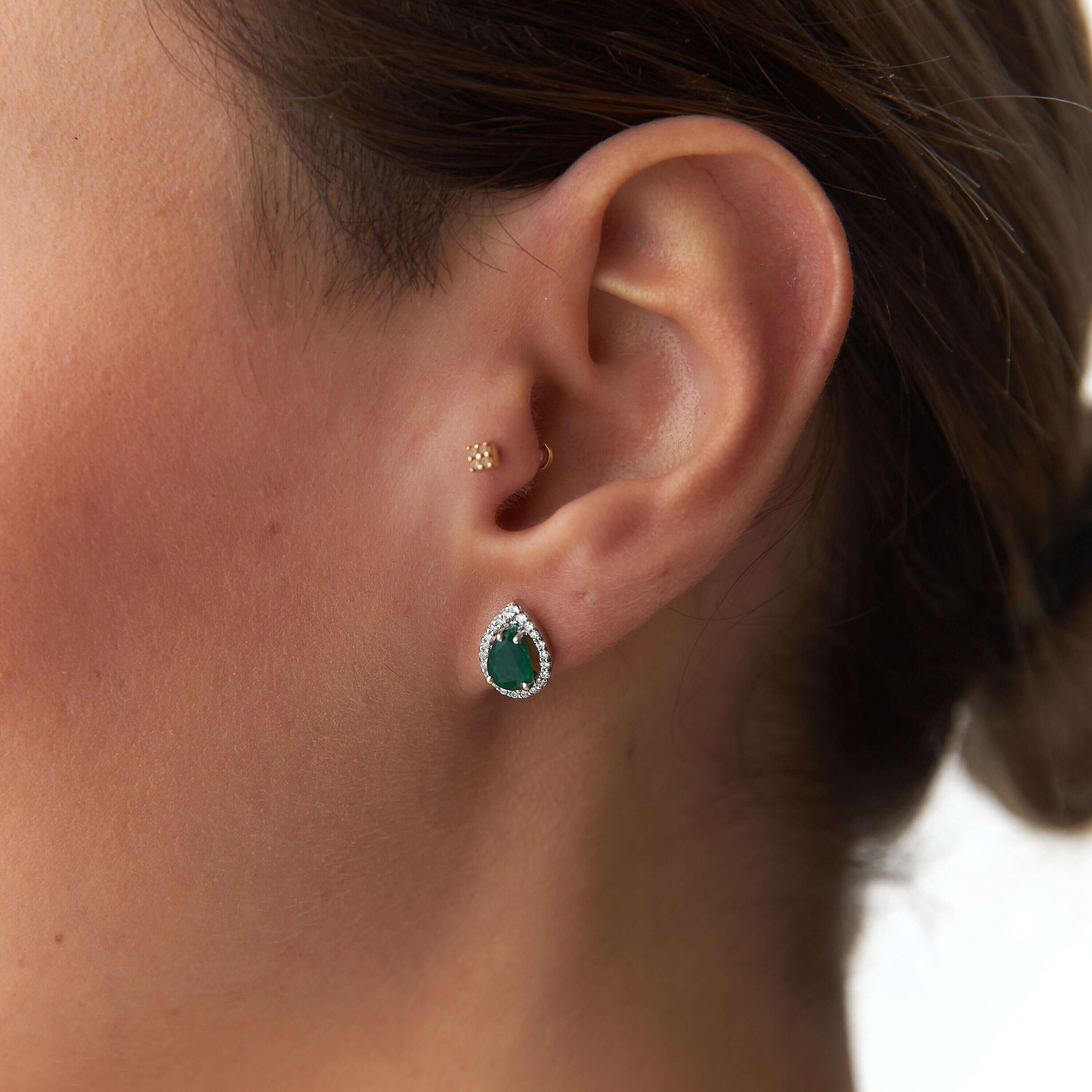 Büyük Damla Kesim Zümrüt ve Pırlanta Küpe / Green Pair