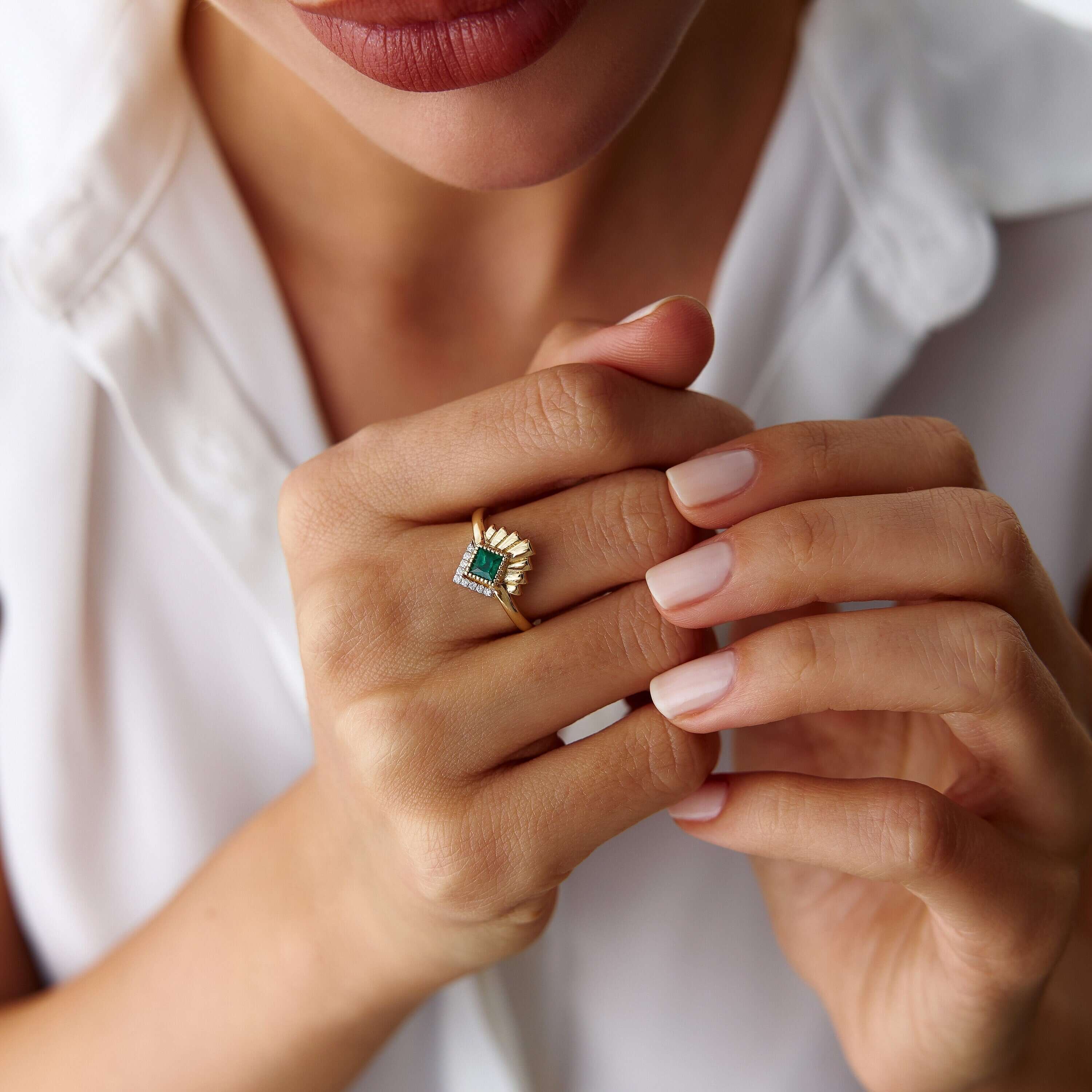 Prenses Kesim Zümrüt ve Pırlanta Yüzük / The Sunshine Princess